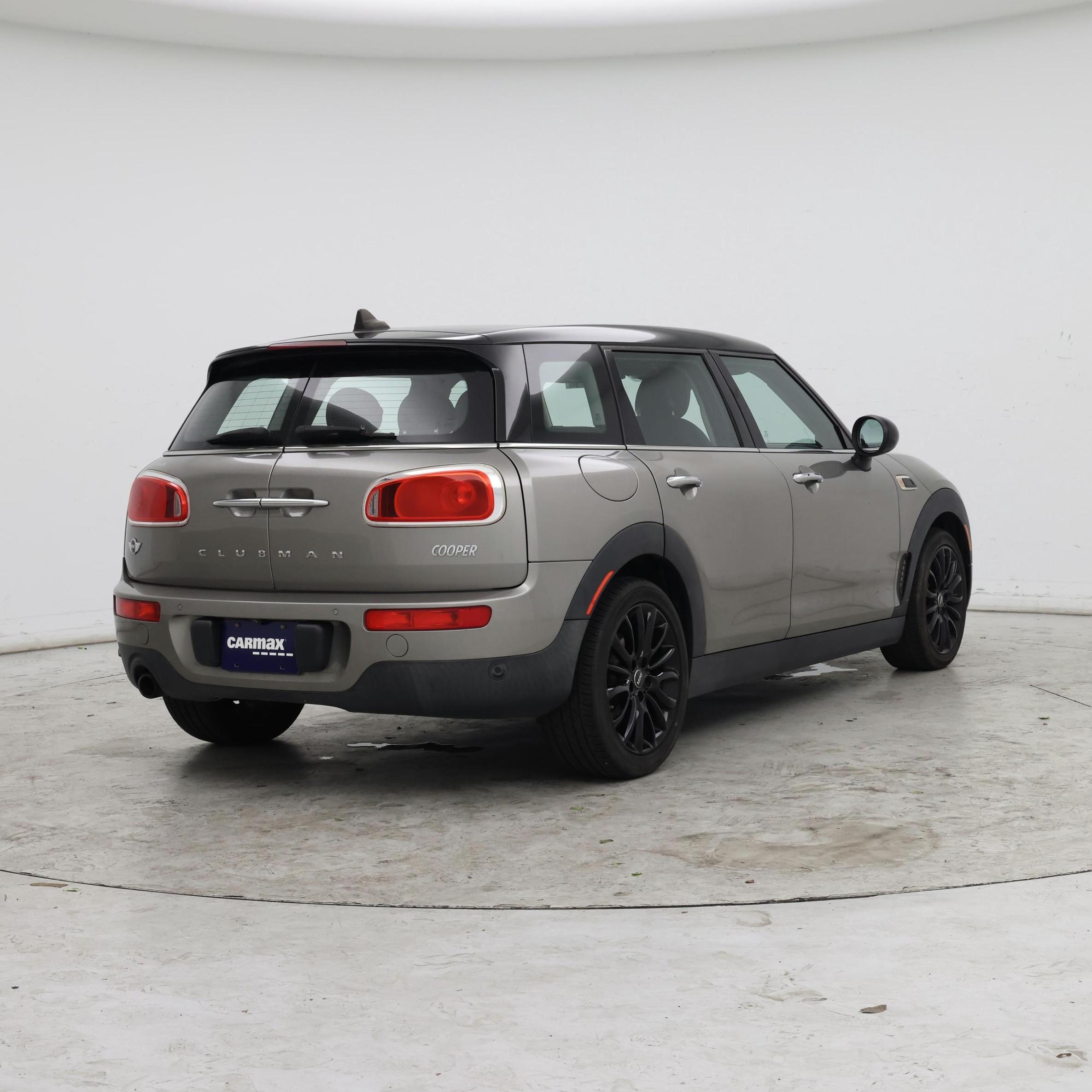 Thumbnail: 2017 MINI Cooper Clubman - 8