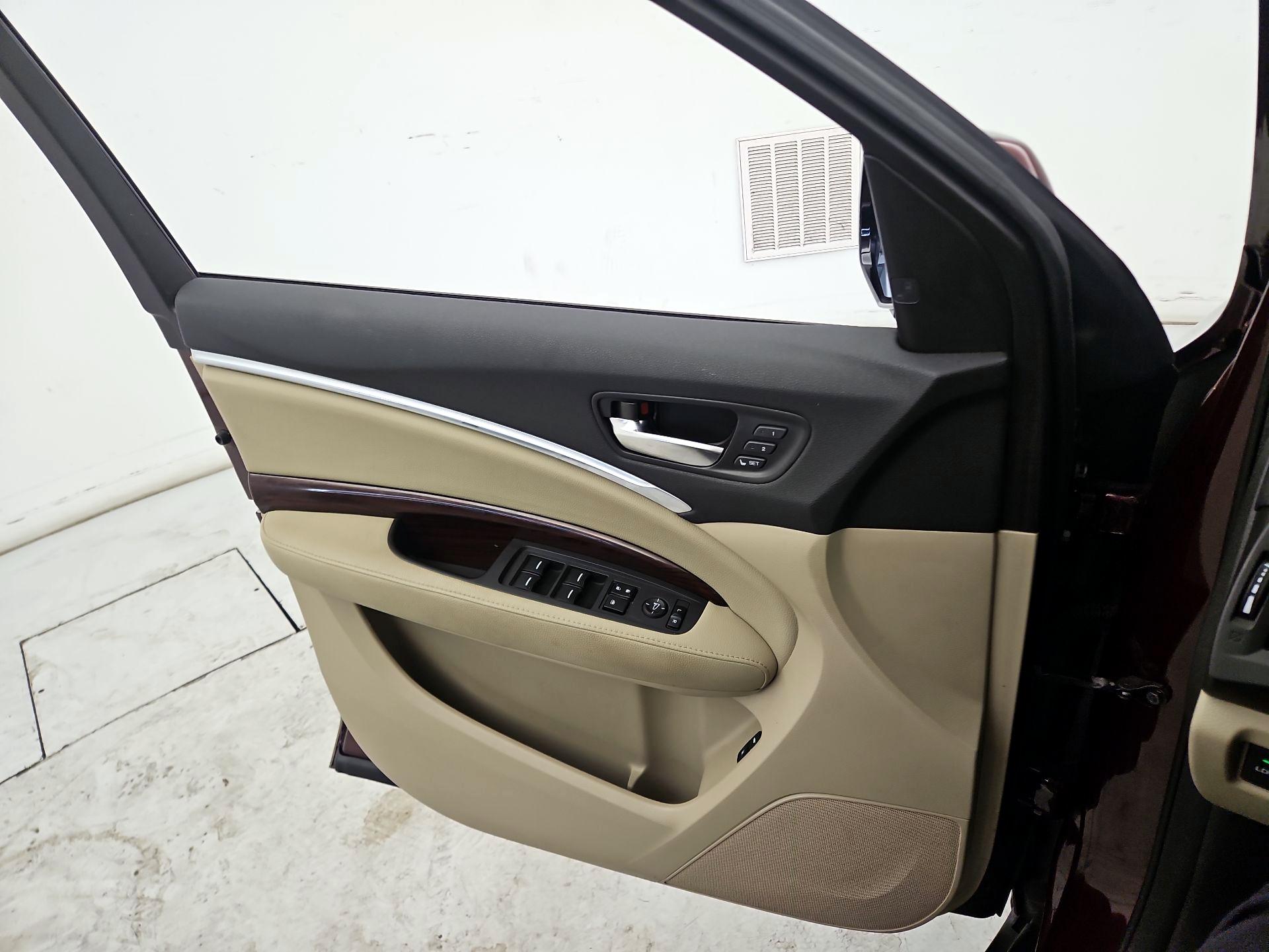 Thumbnail: 2014 Acura MDX - 12
