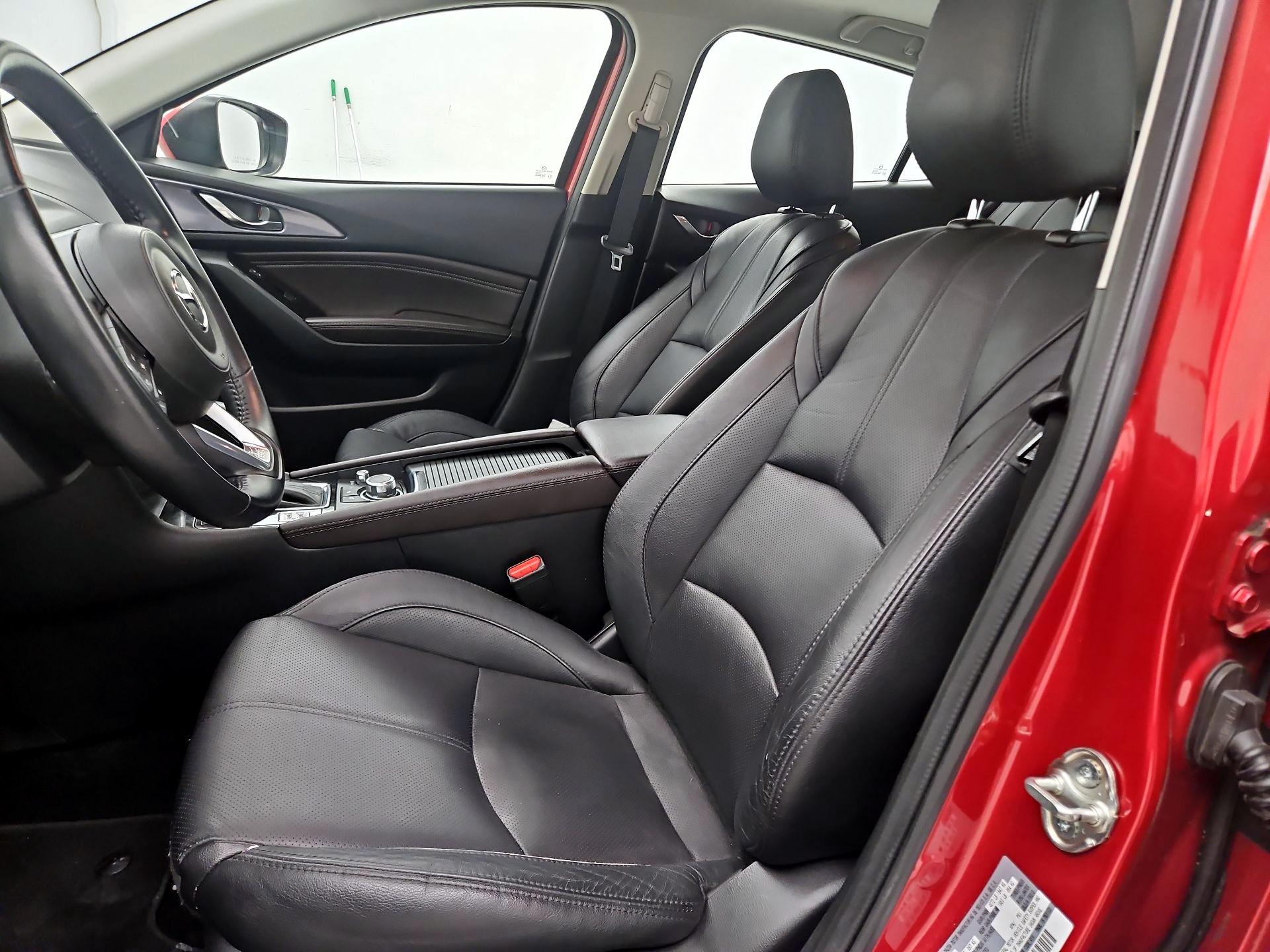 Thumbnail: 2018 Mazda Mazda3 - 11