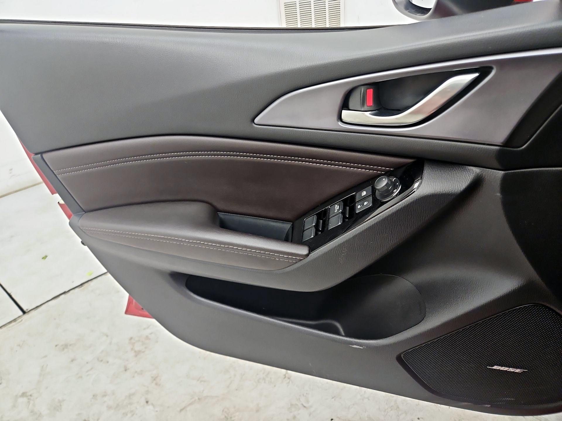 Thumbnail: 2018 Mazda Mazda3 - 12