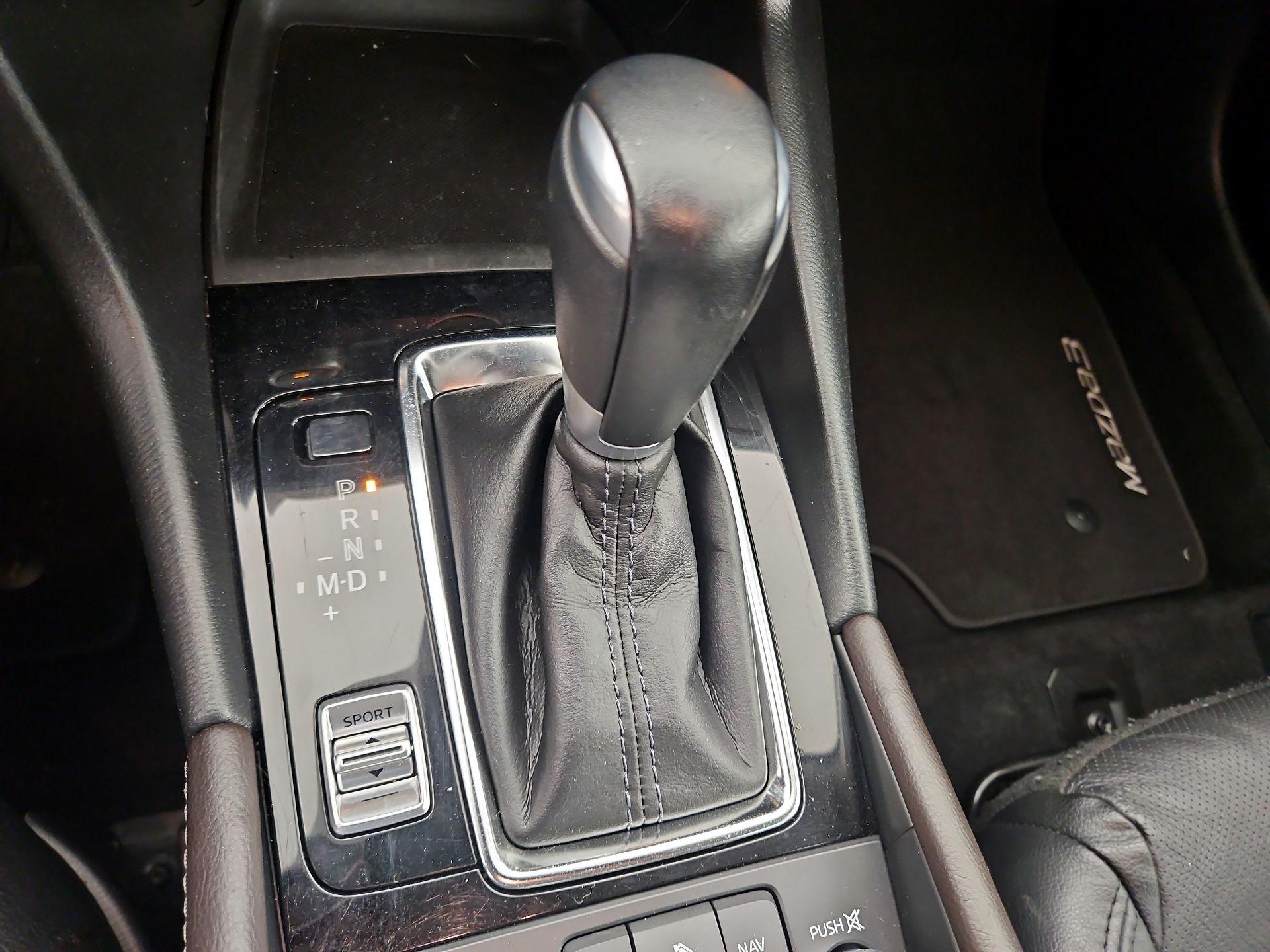 Thumbnail: 2018 Mazda Mazda3 - 18