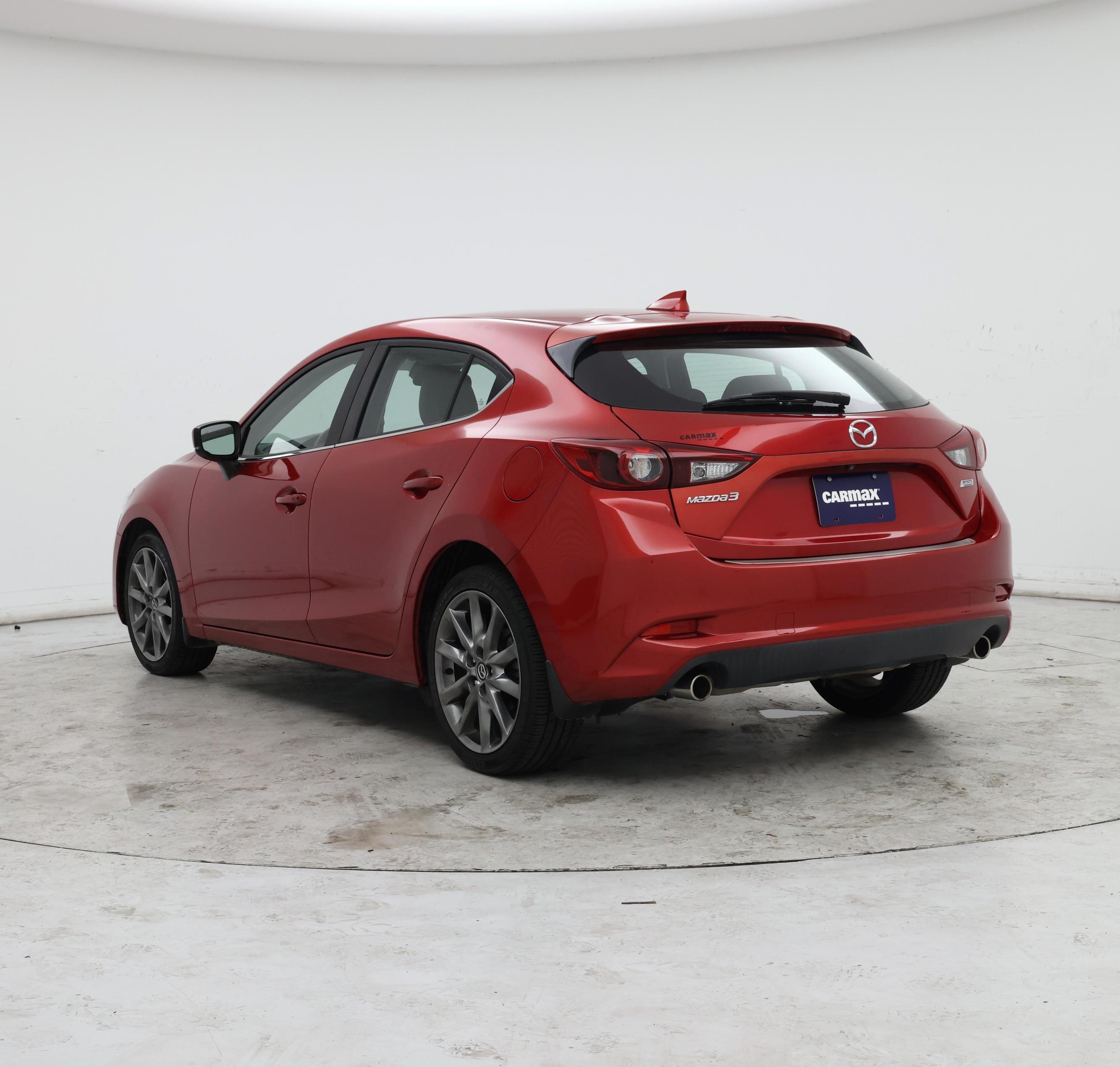 Thumbnail: 2018 Mazda Mazda3 - 2
