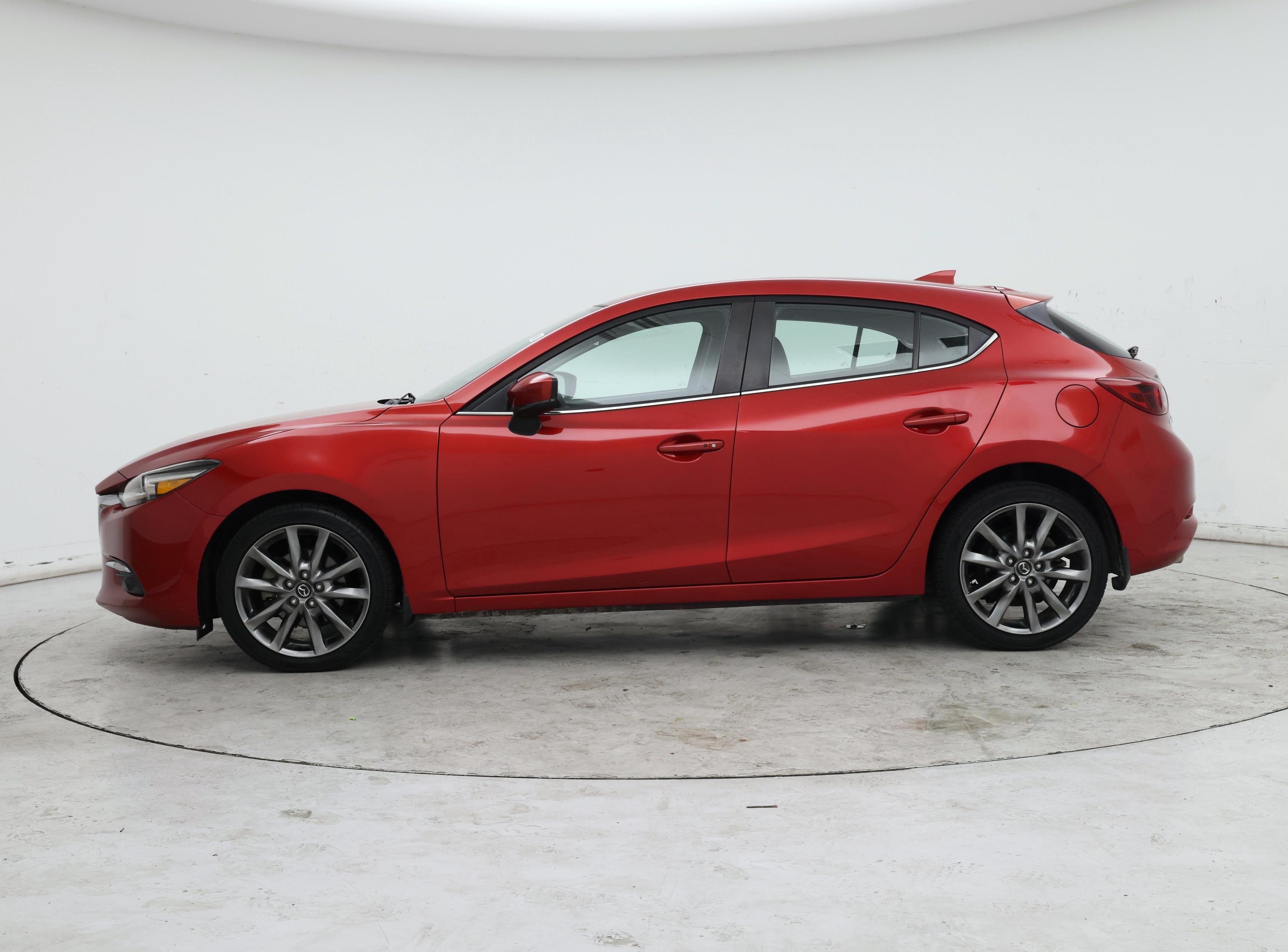 Thumbnail: 2018 Mazda Mazda3 - 3