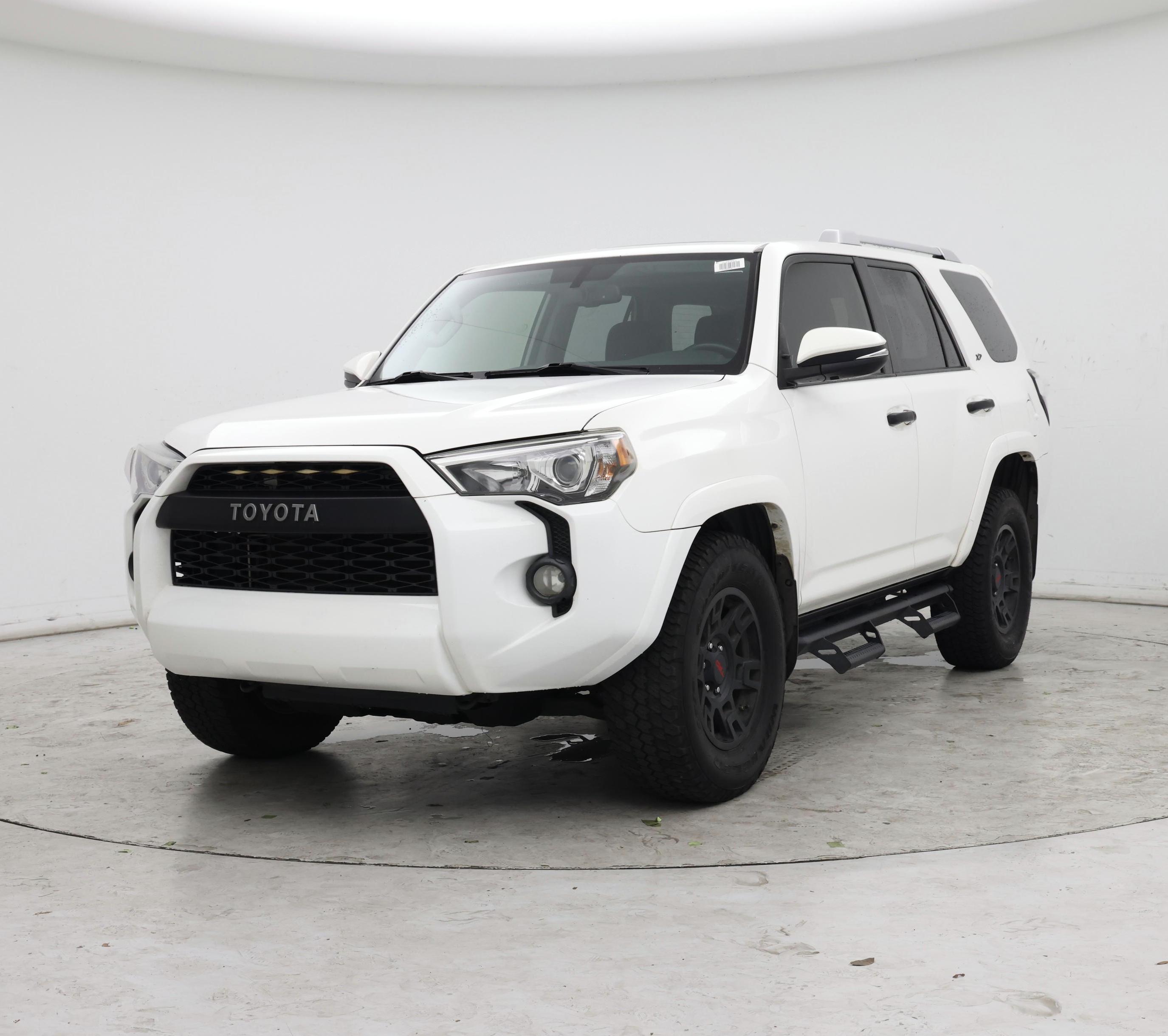 Thumbnail: 2018 Toyota 4Runner - 4