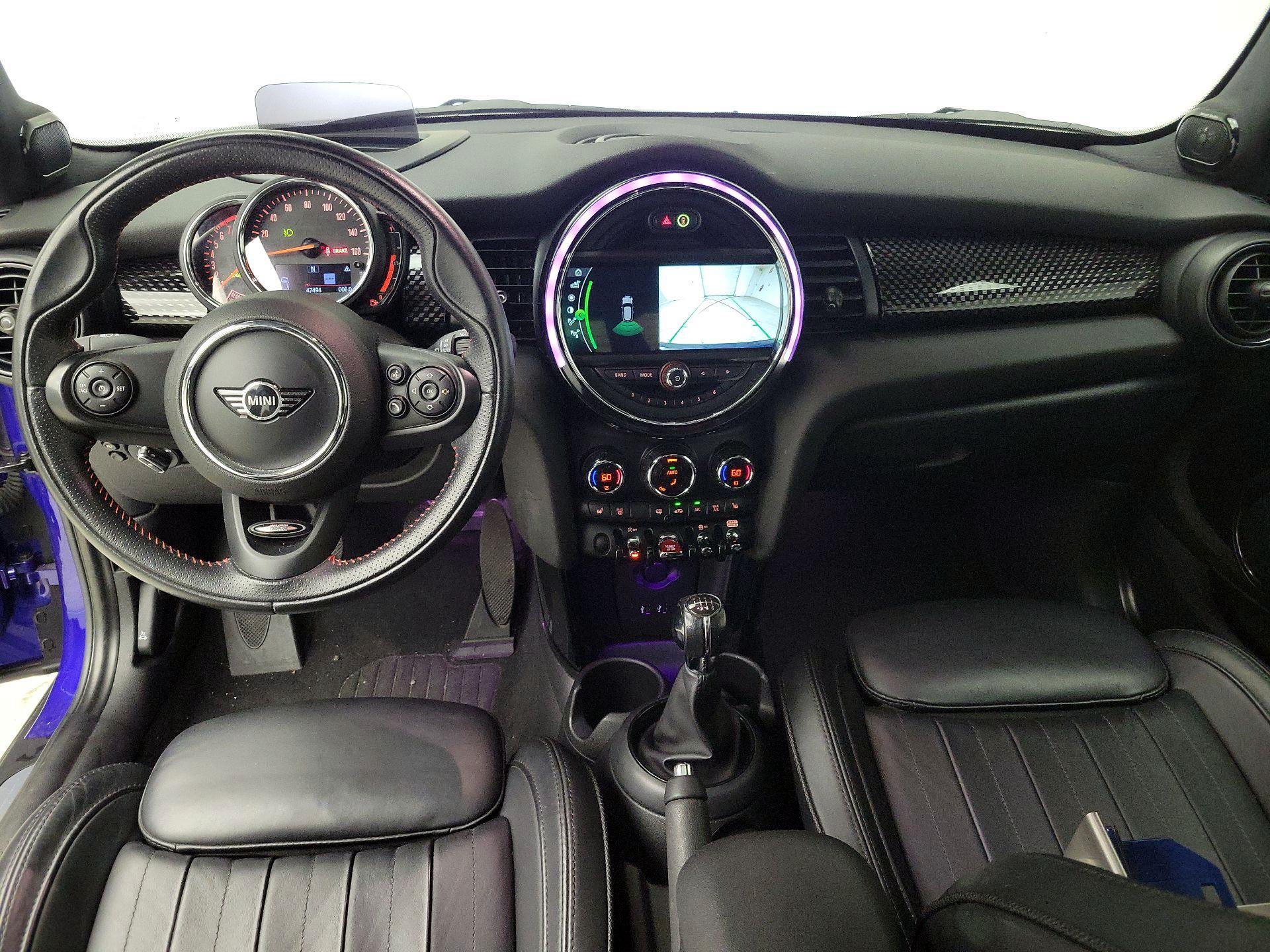 Thumbnail: 2019 MINI Cooper Hardtop - 9