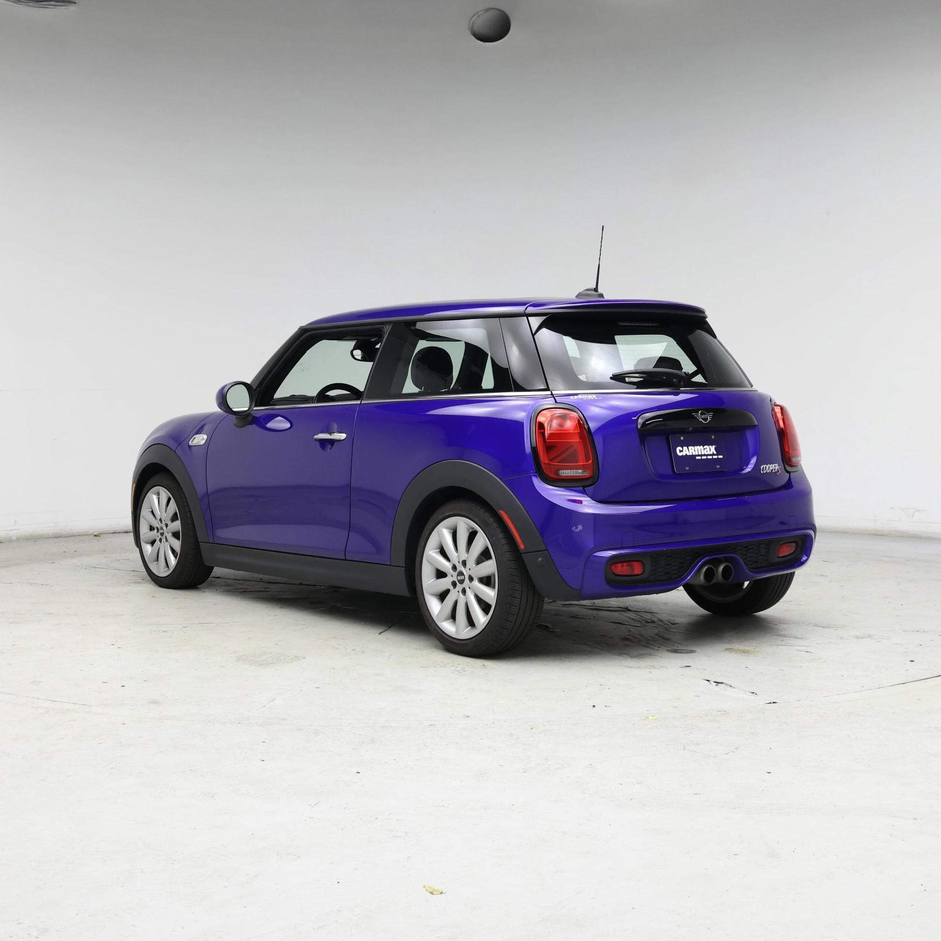 Thumbnail: 2019 MINI Cooper Hardtop - 2