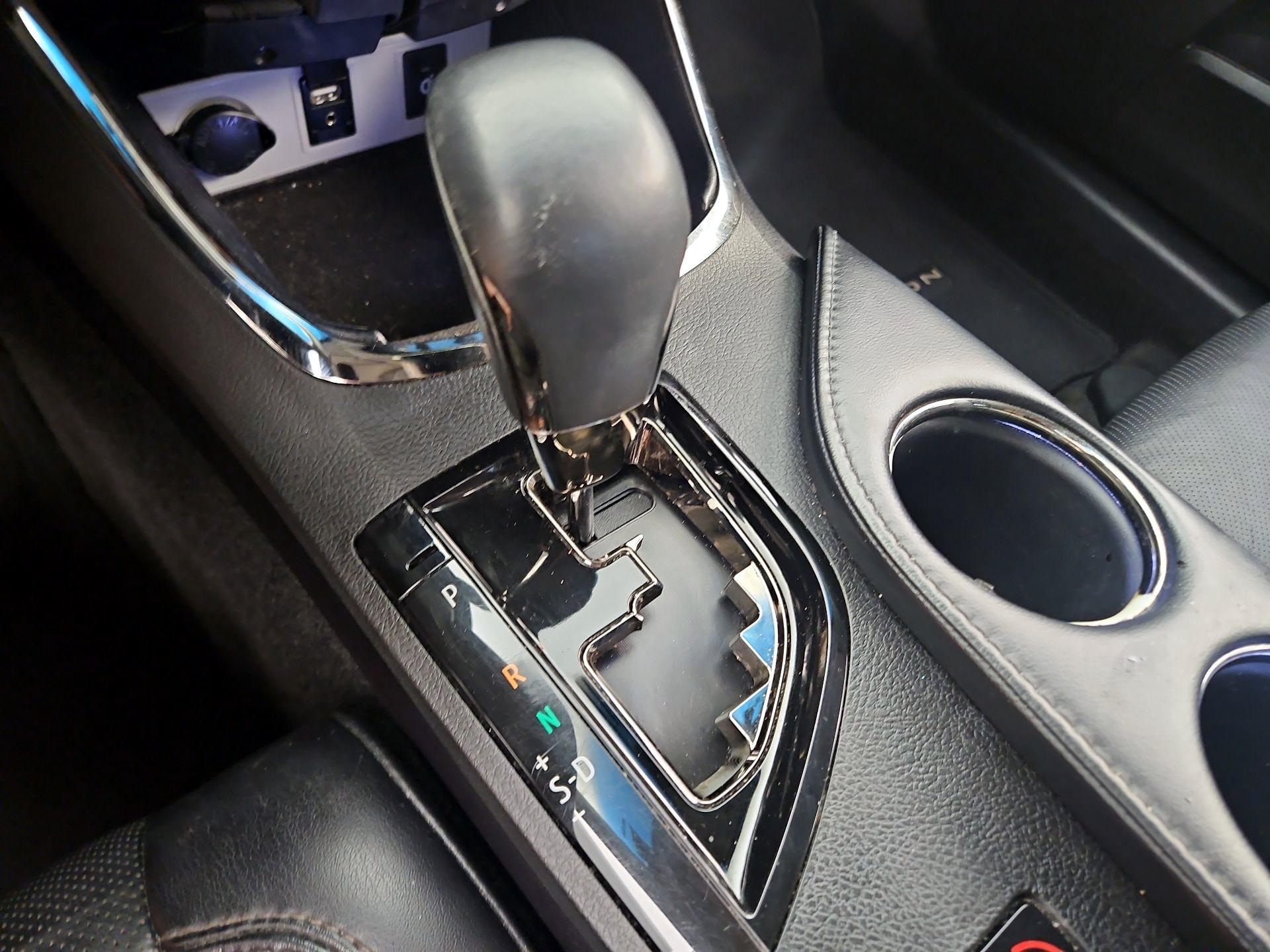 Thumbnail: 2015 Toyota Avalon - 17
