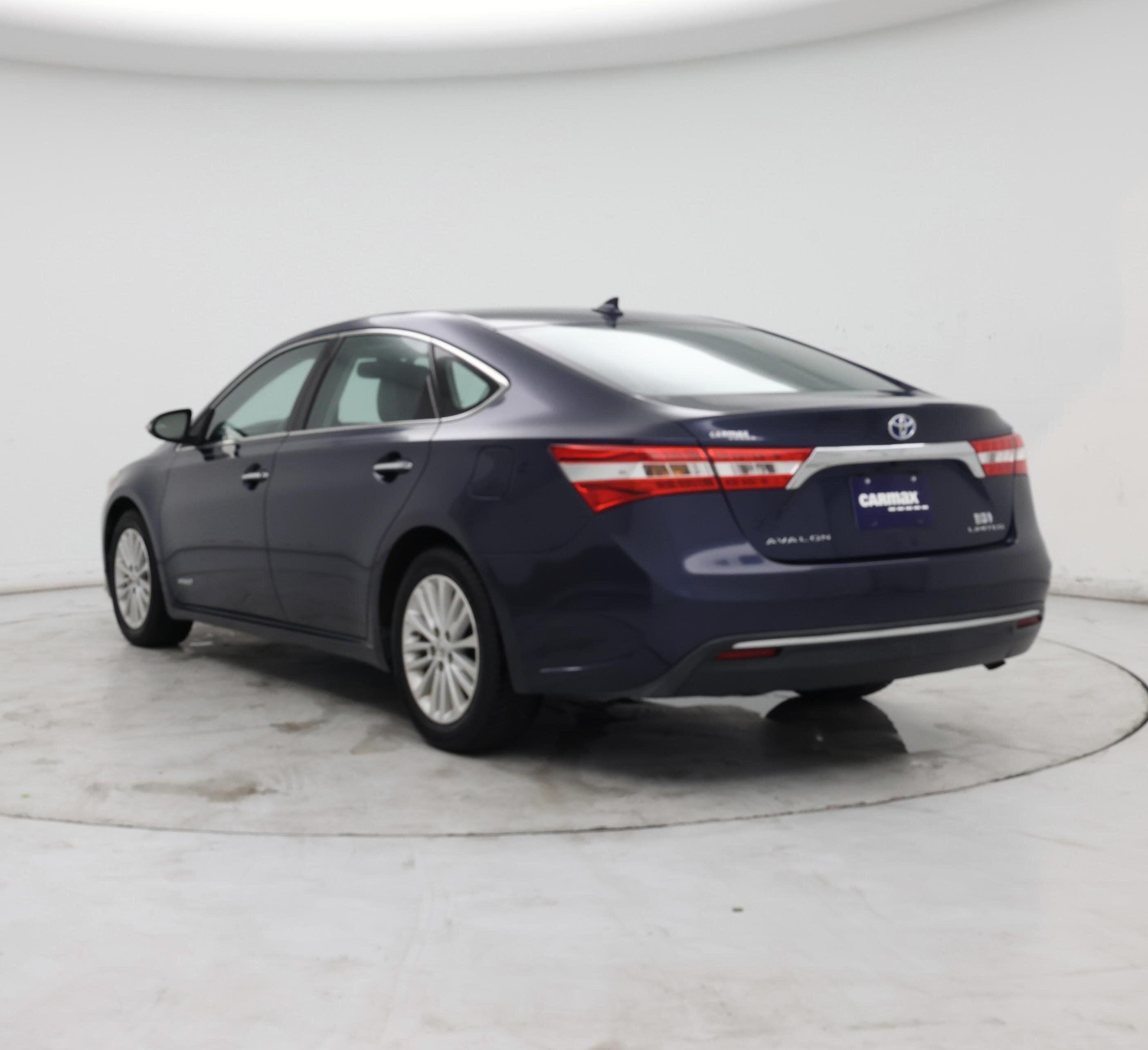 Thumbnail: 2015 Toyota Avalon - 2