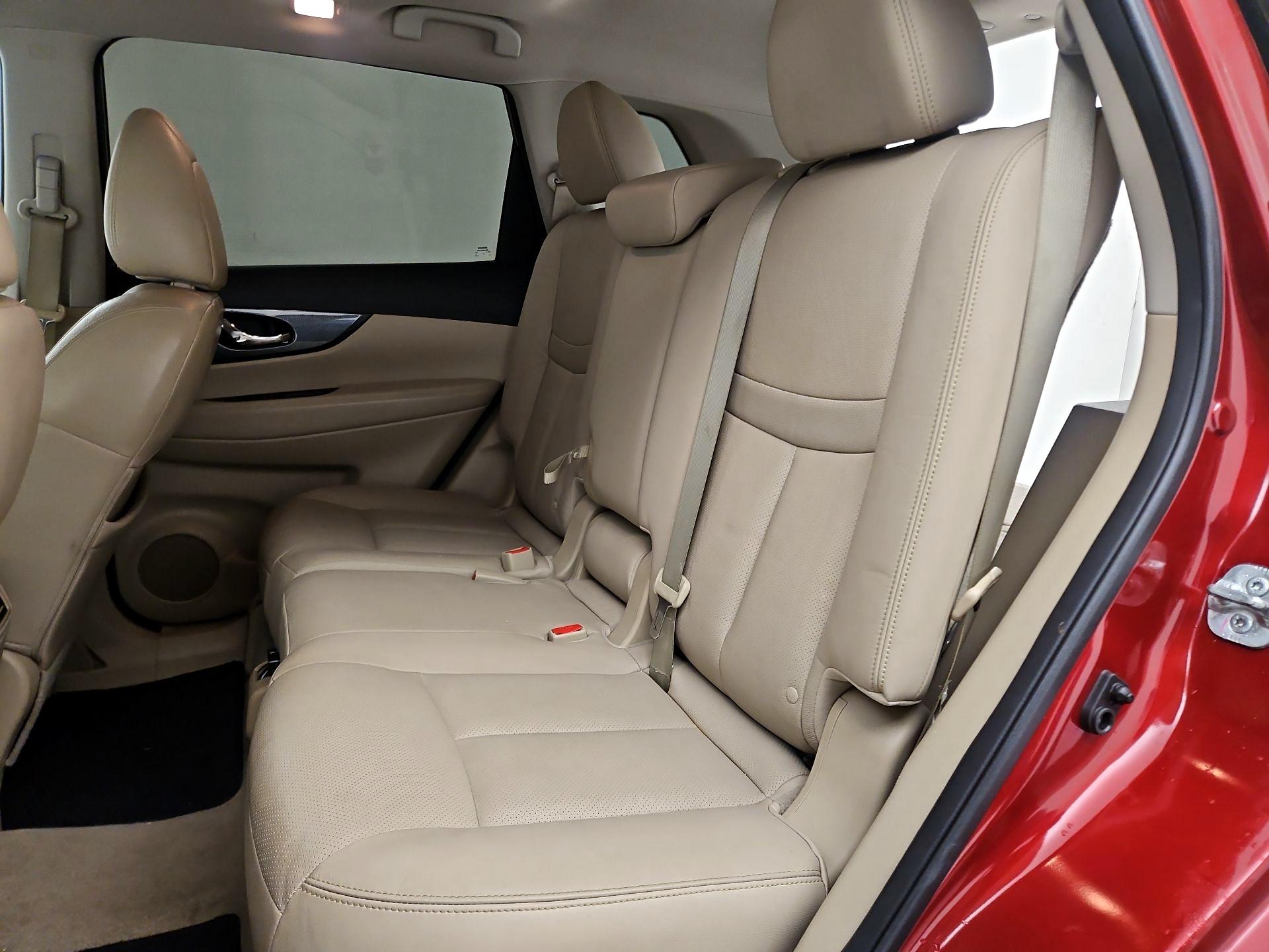 Thumbnail: 2015 Nissan Rogue - 20