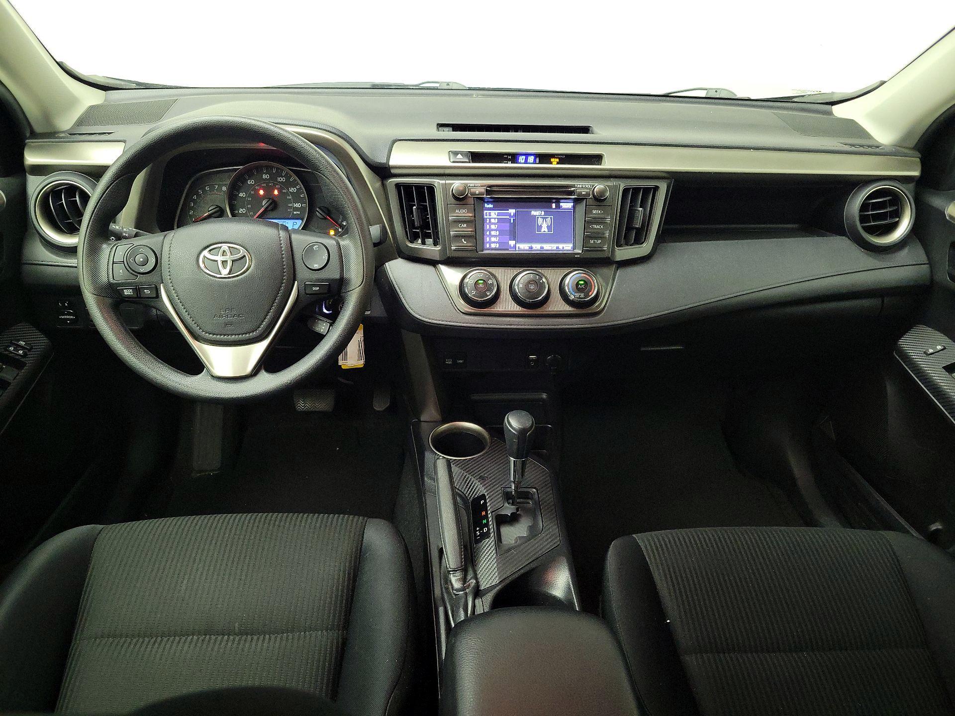 Thumbnail: 2015 Toyota RAV4 - 9