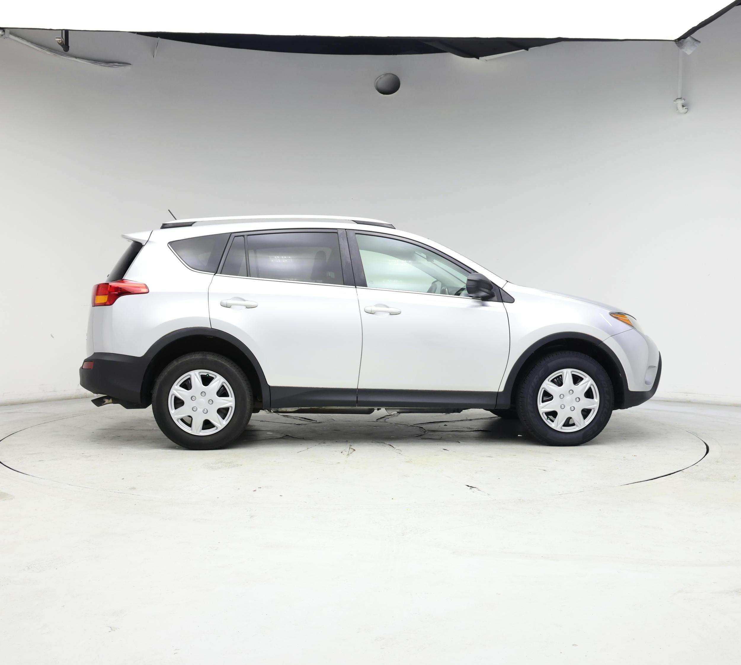 Thumbnail: 2015 Toyota RAV4 - 7