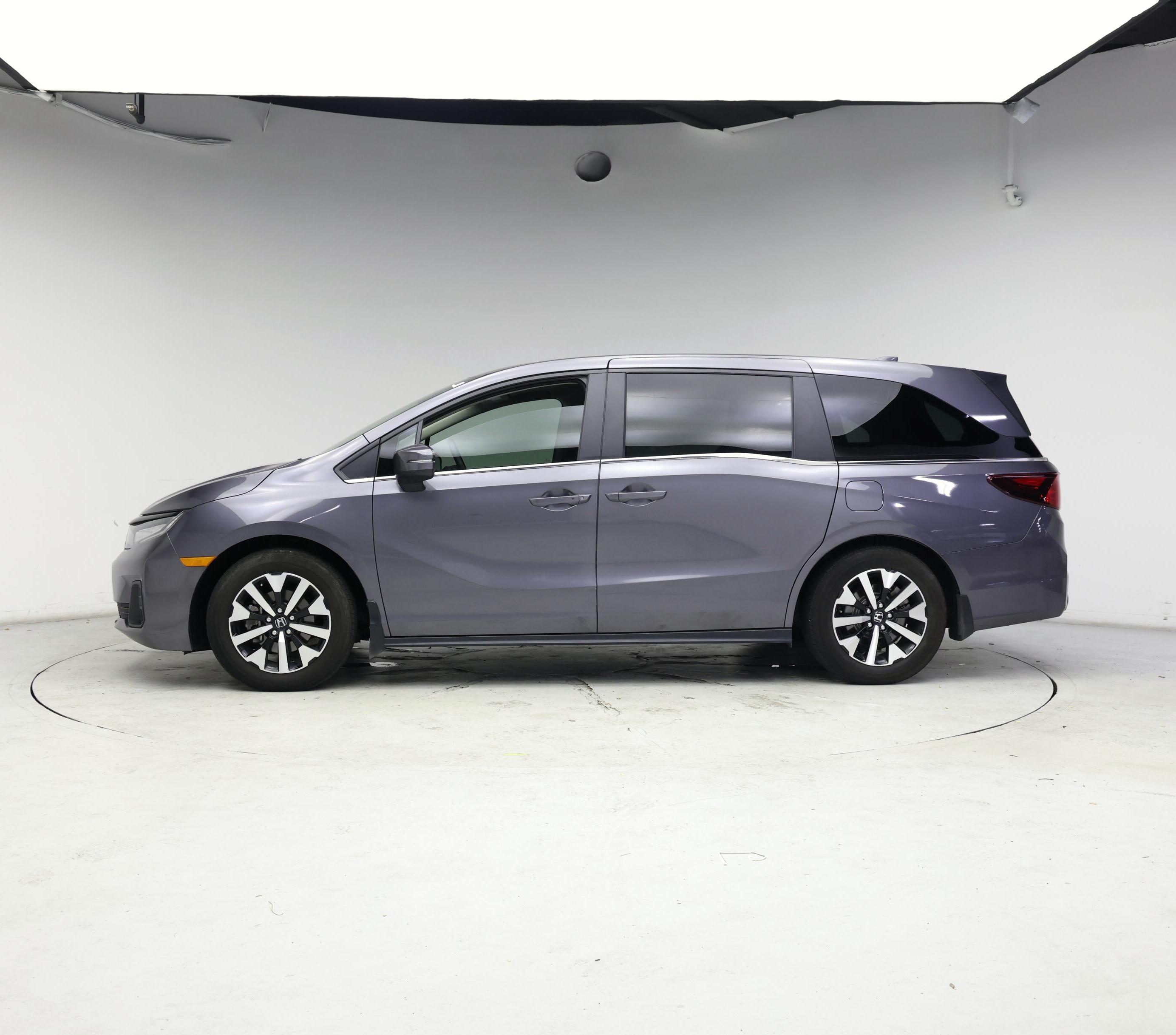 Thumbnail: 2025 Honda Odyssey - 3