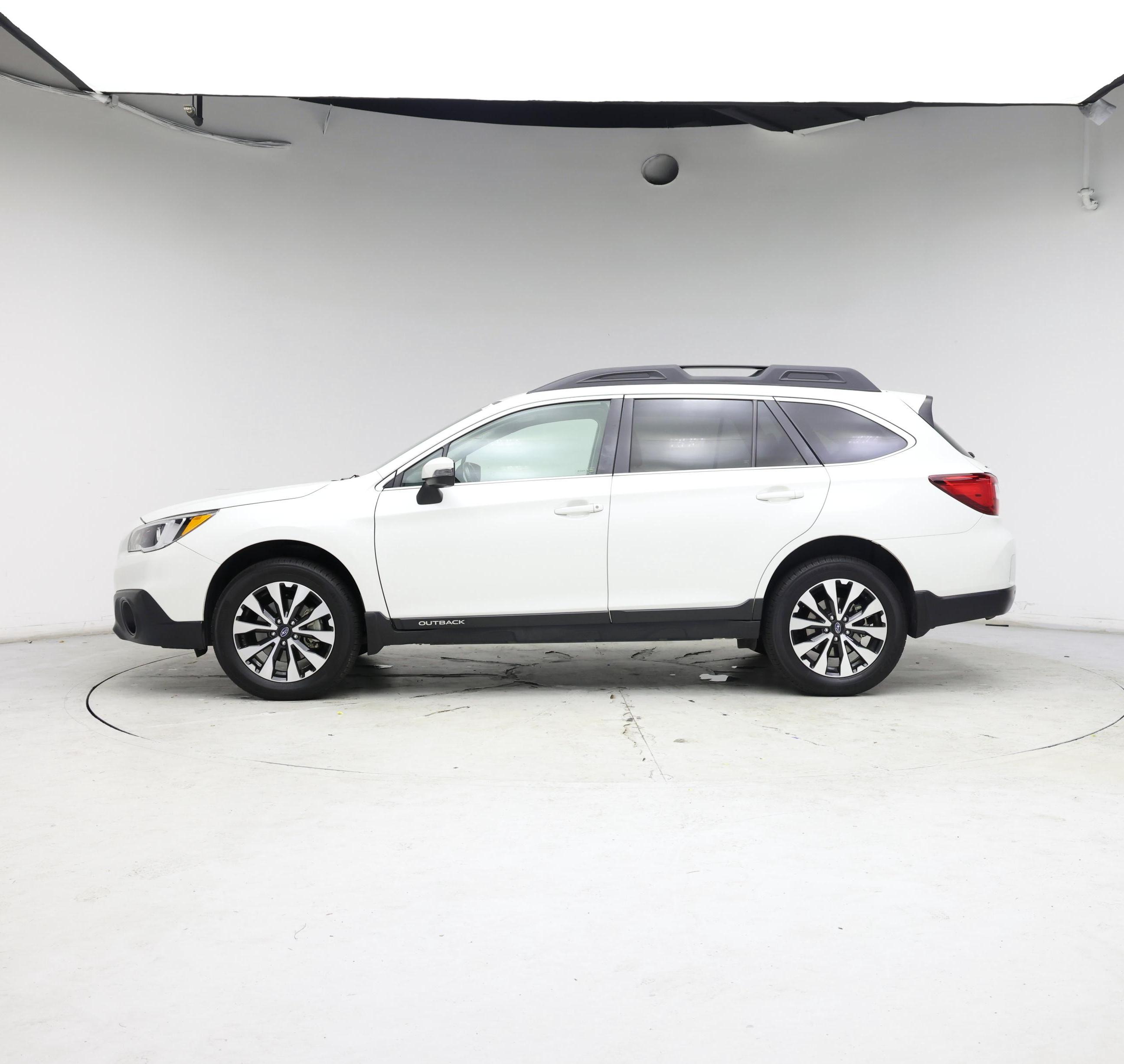 Thumbnail: 2017 Subaru Outback - 3