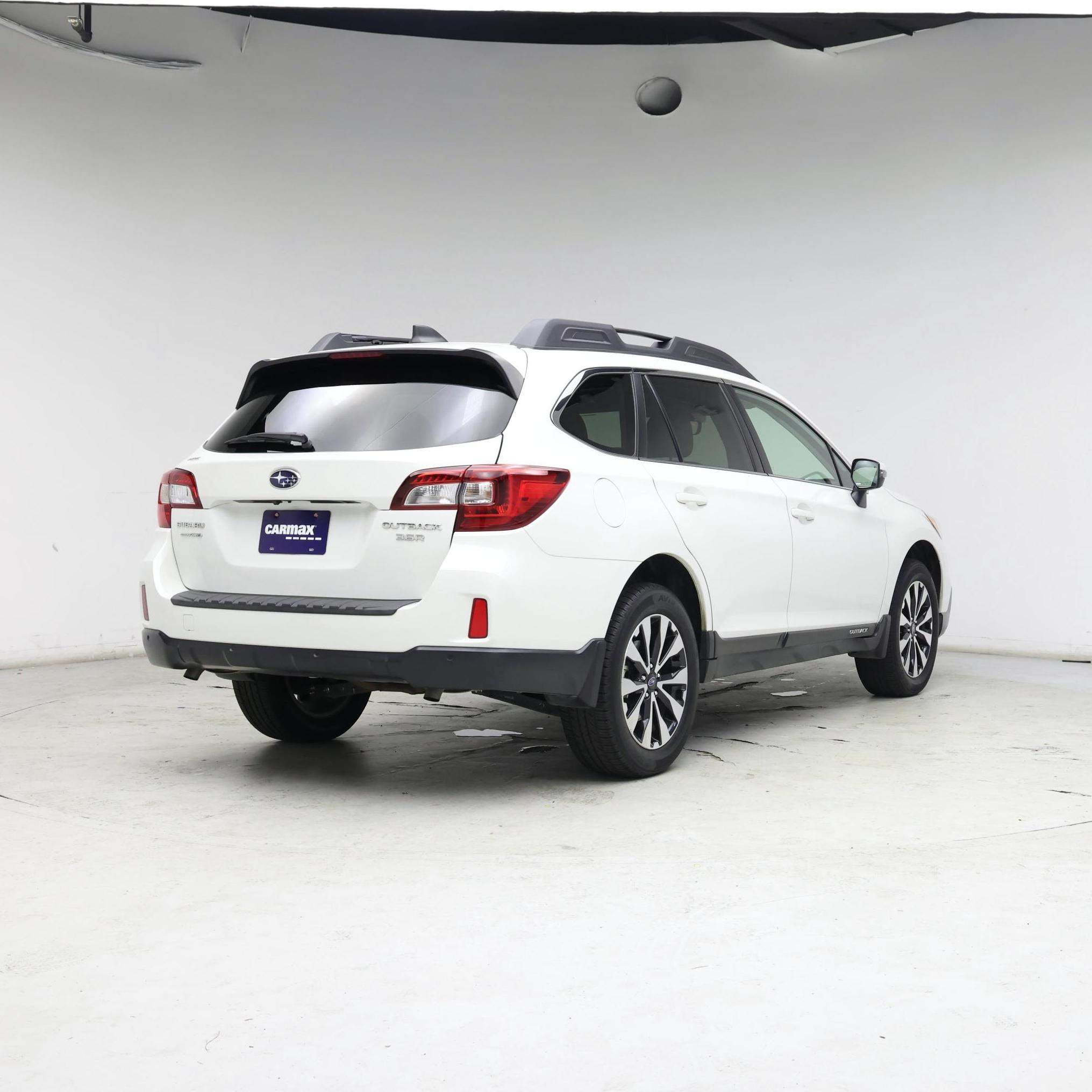 Thumbnail: 2017 Subaru Outback - 8