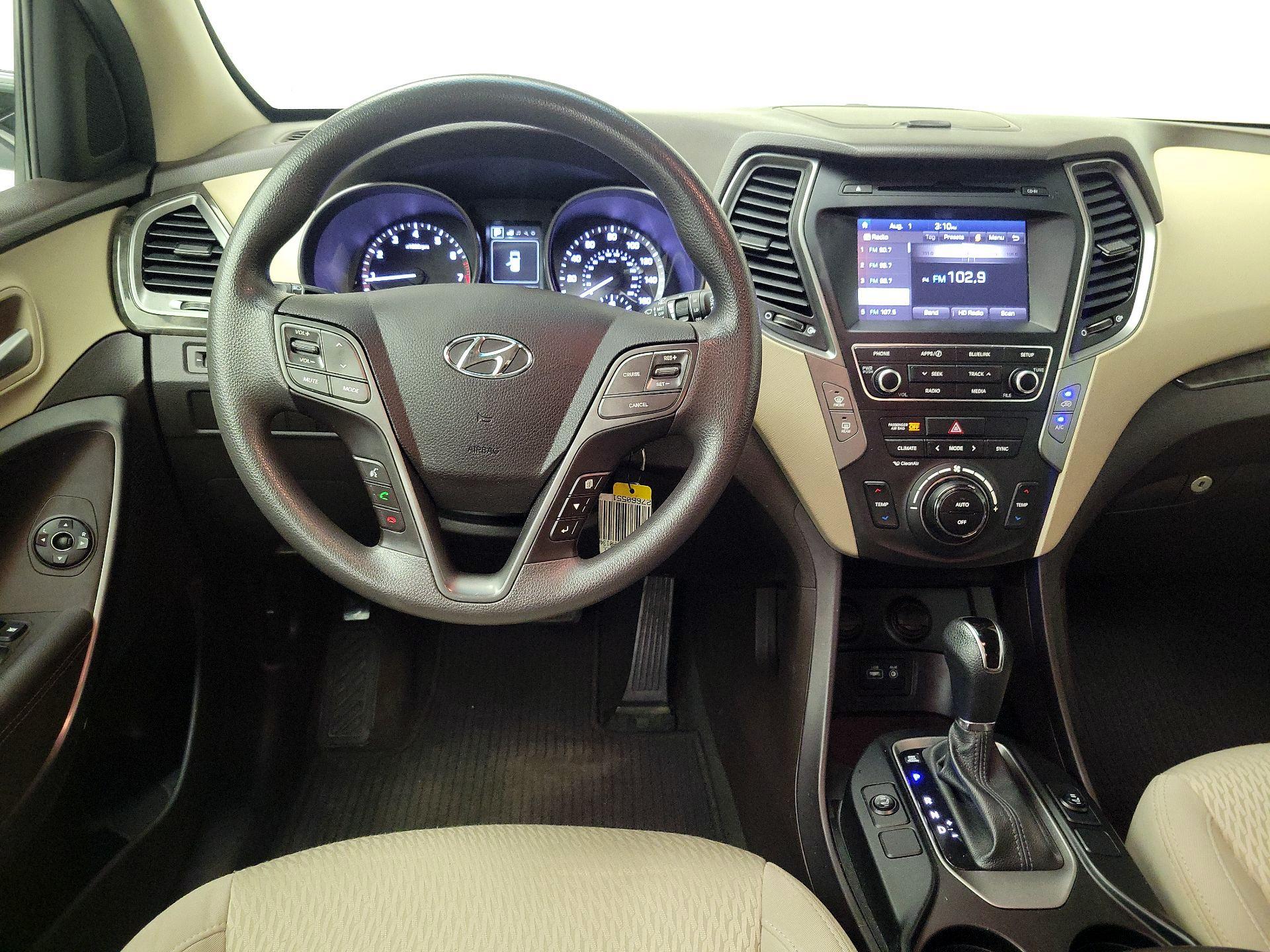 Thumbnail: 2017 Hyundai Santa Fe - 10