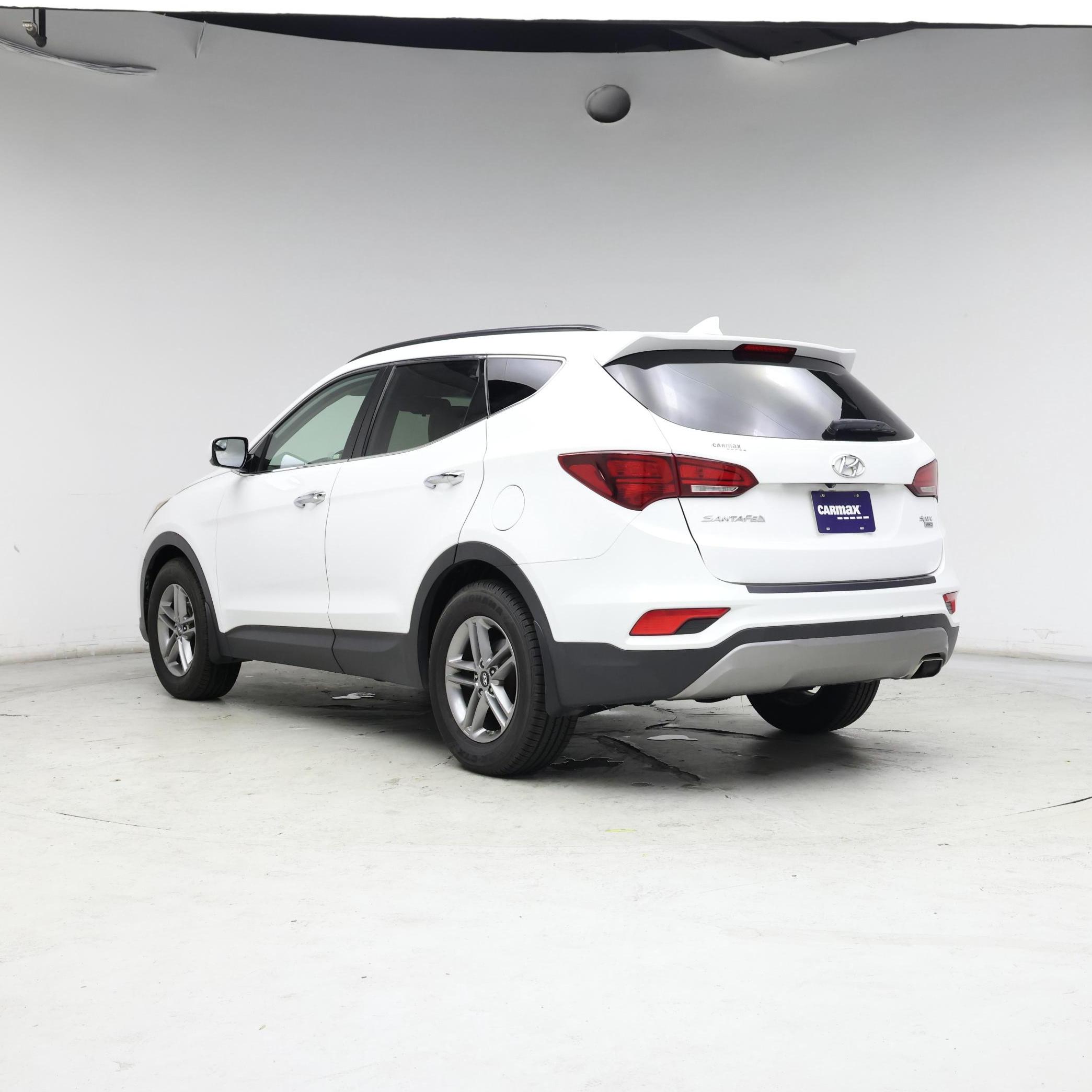 Thumbnail: 2017 Hyundai Santa Fe - 2