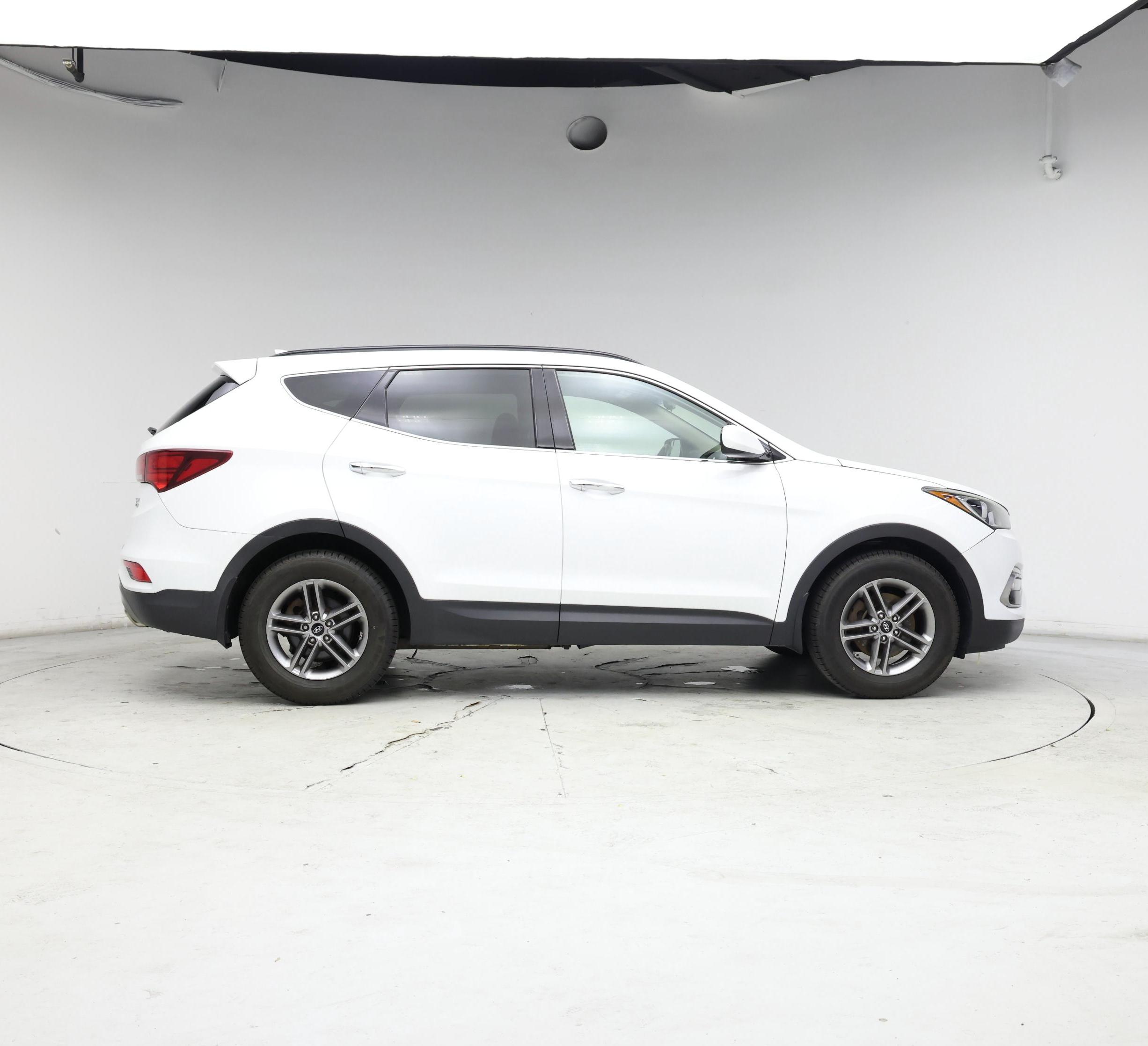 Thumbnail: 2017 Hyundai Santa Fe - 7