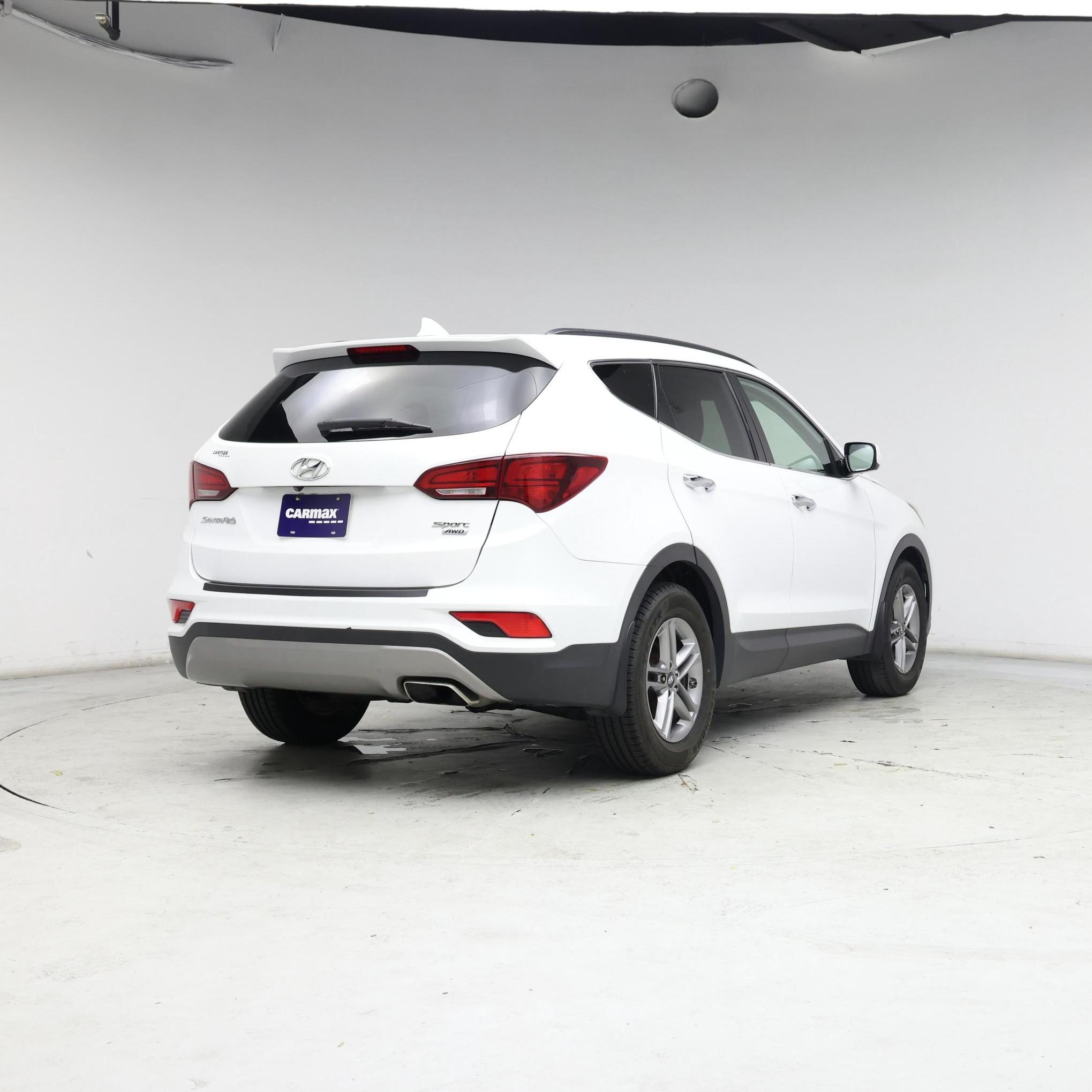 Thumbnail: 2017 Hyundai Santa Fe - 8