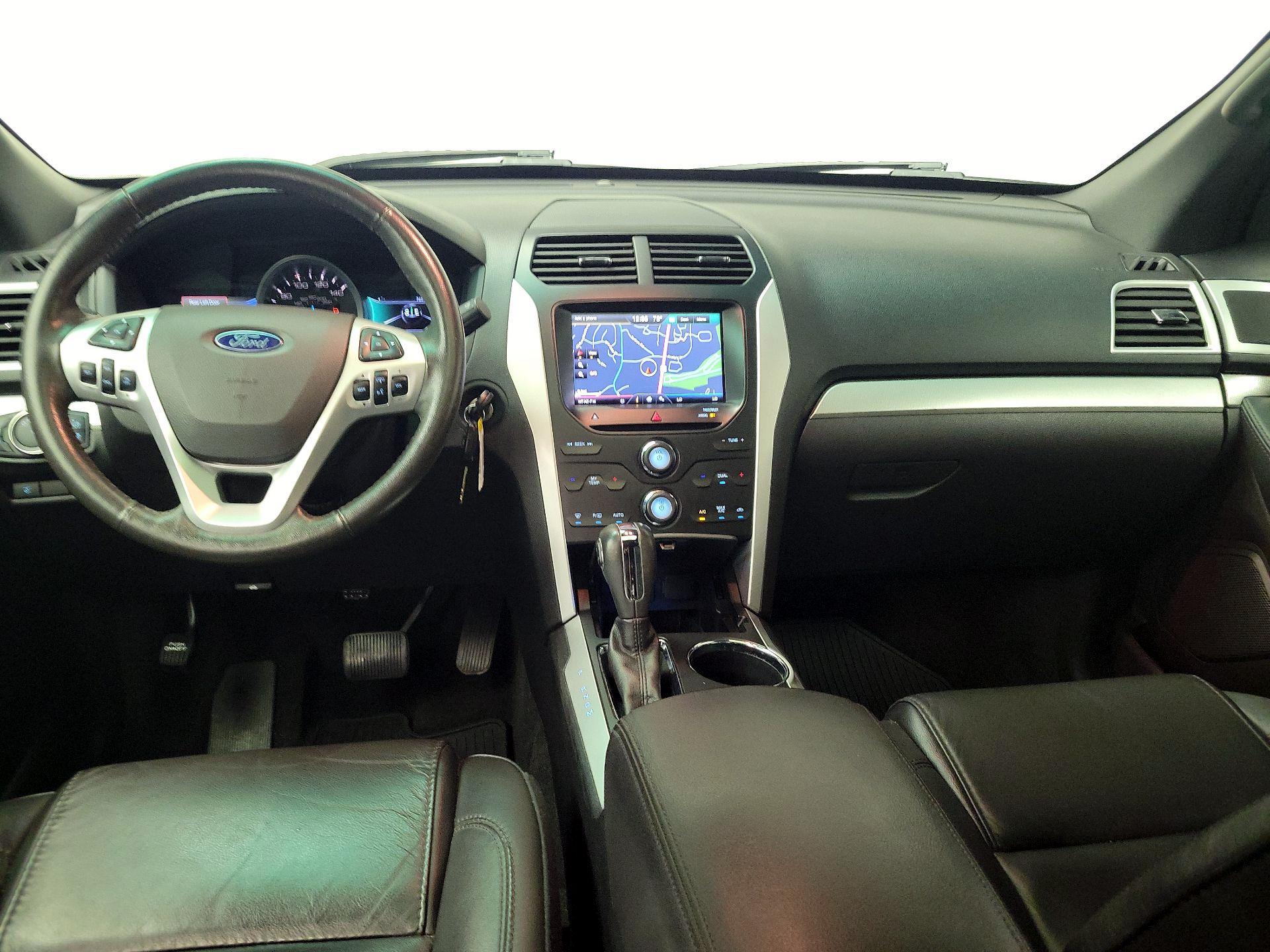 Thumbnail: 2014 Ford Explorer - 9