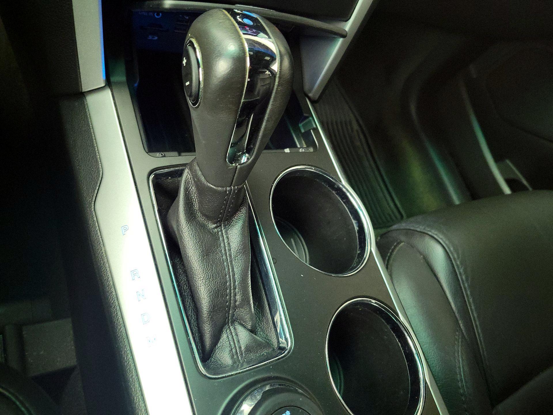 Thumbnail: 2014 Ford Explorer - 18
