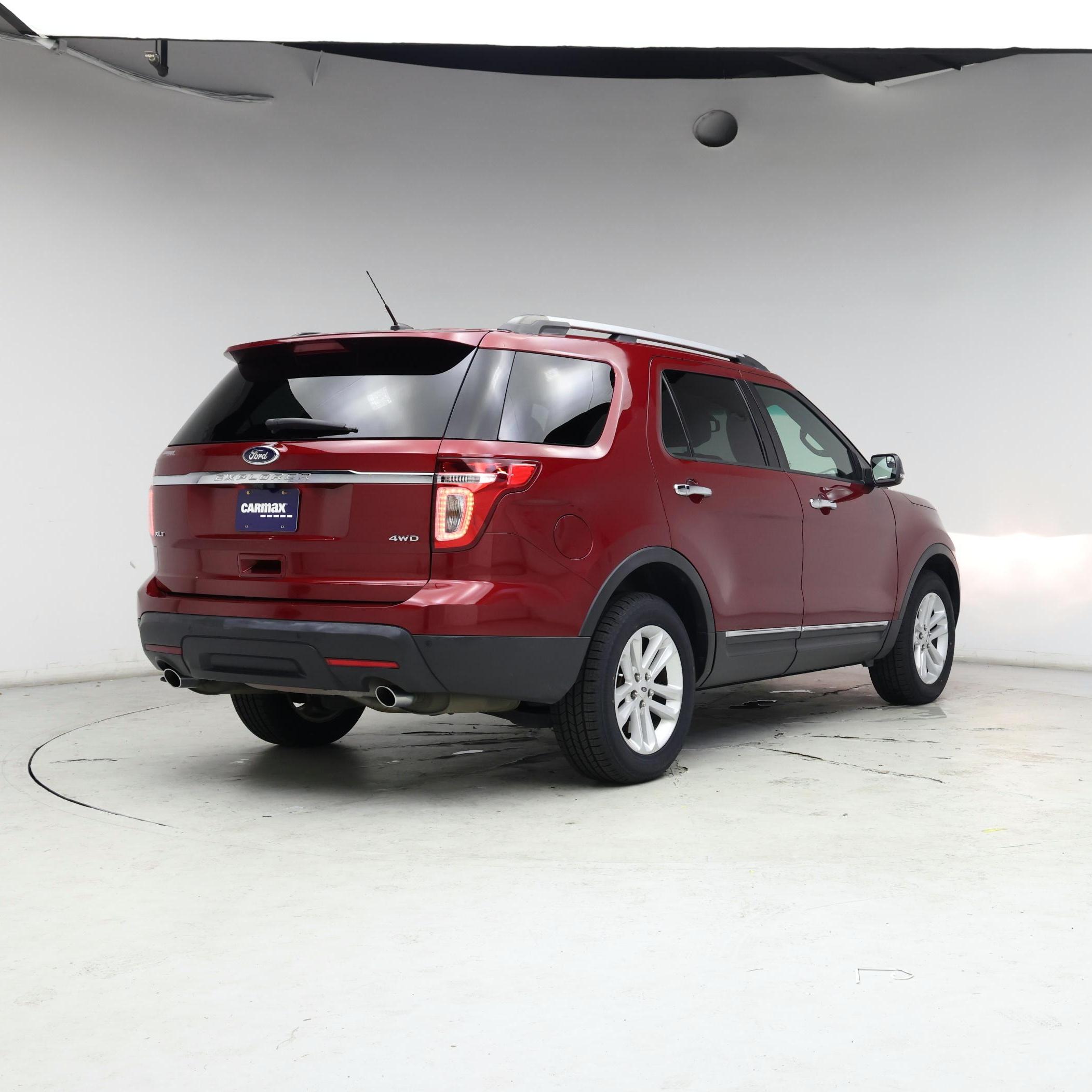 Thumbnail: 2014 Ford Explorer - 8