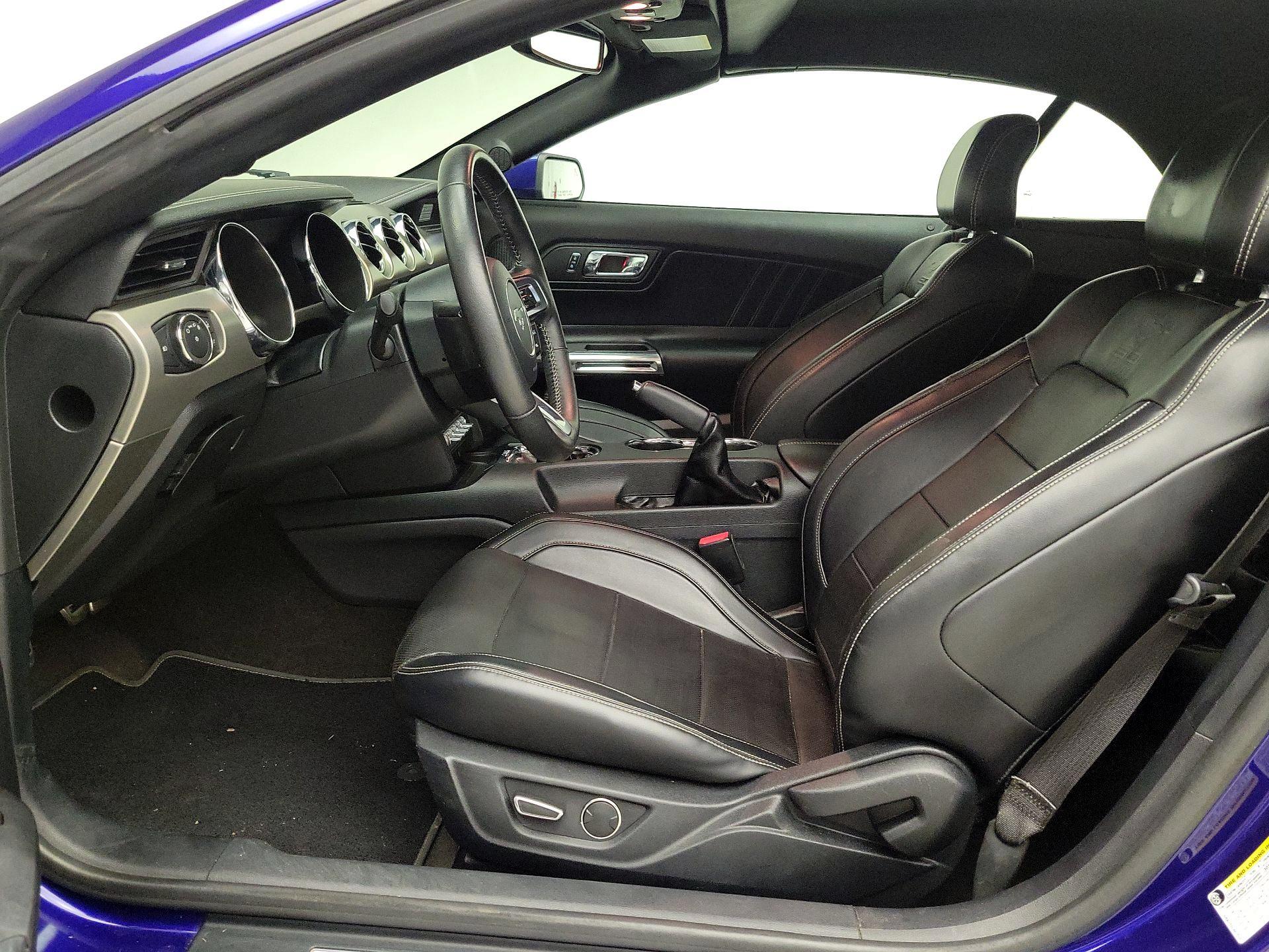 Thumbnail: 2015 Ford Mustang - 11