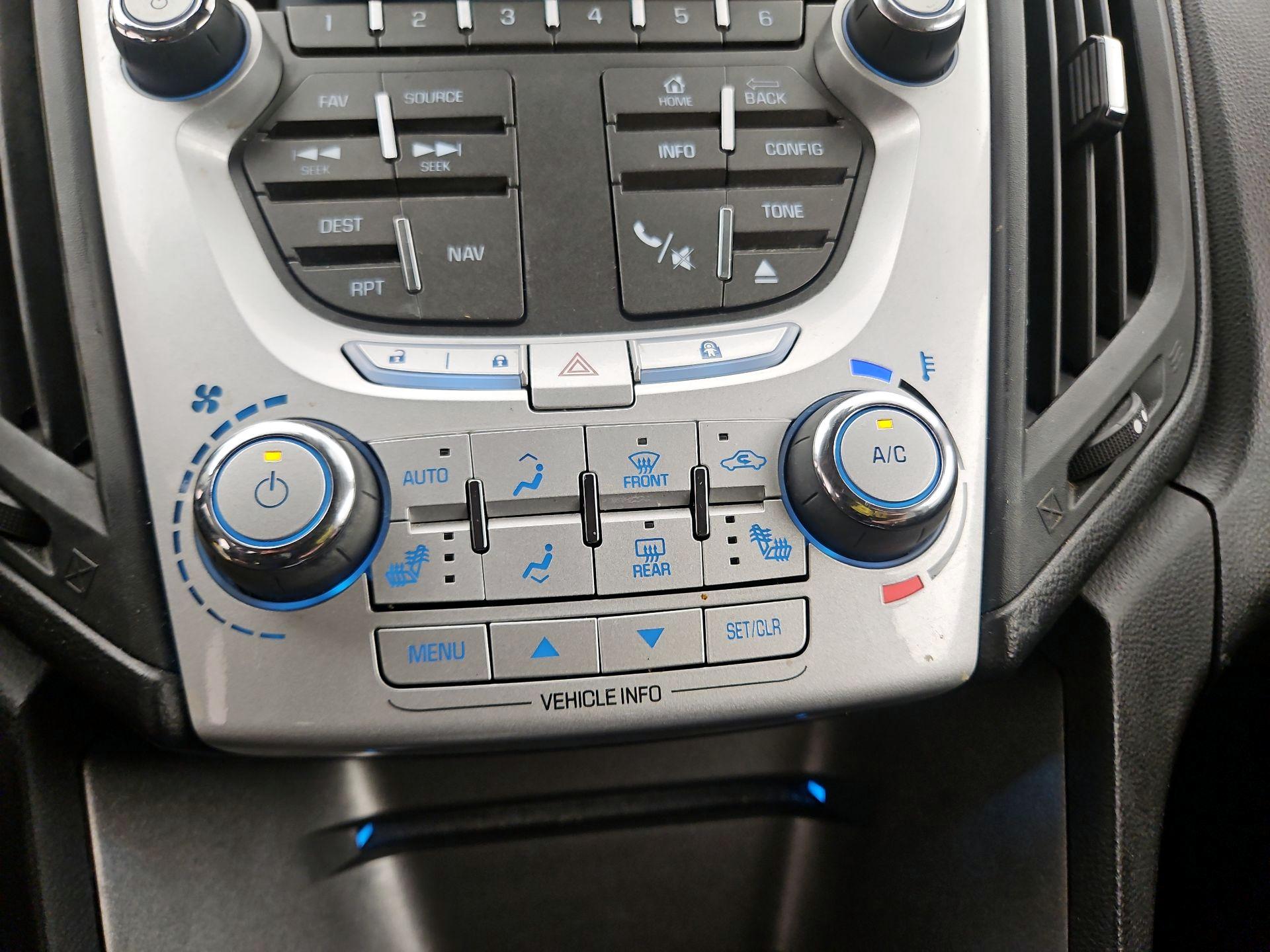 Thumbnail: 2014 Chevrolet Equinox - 15