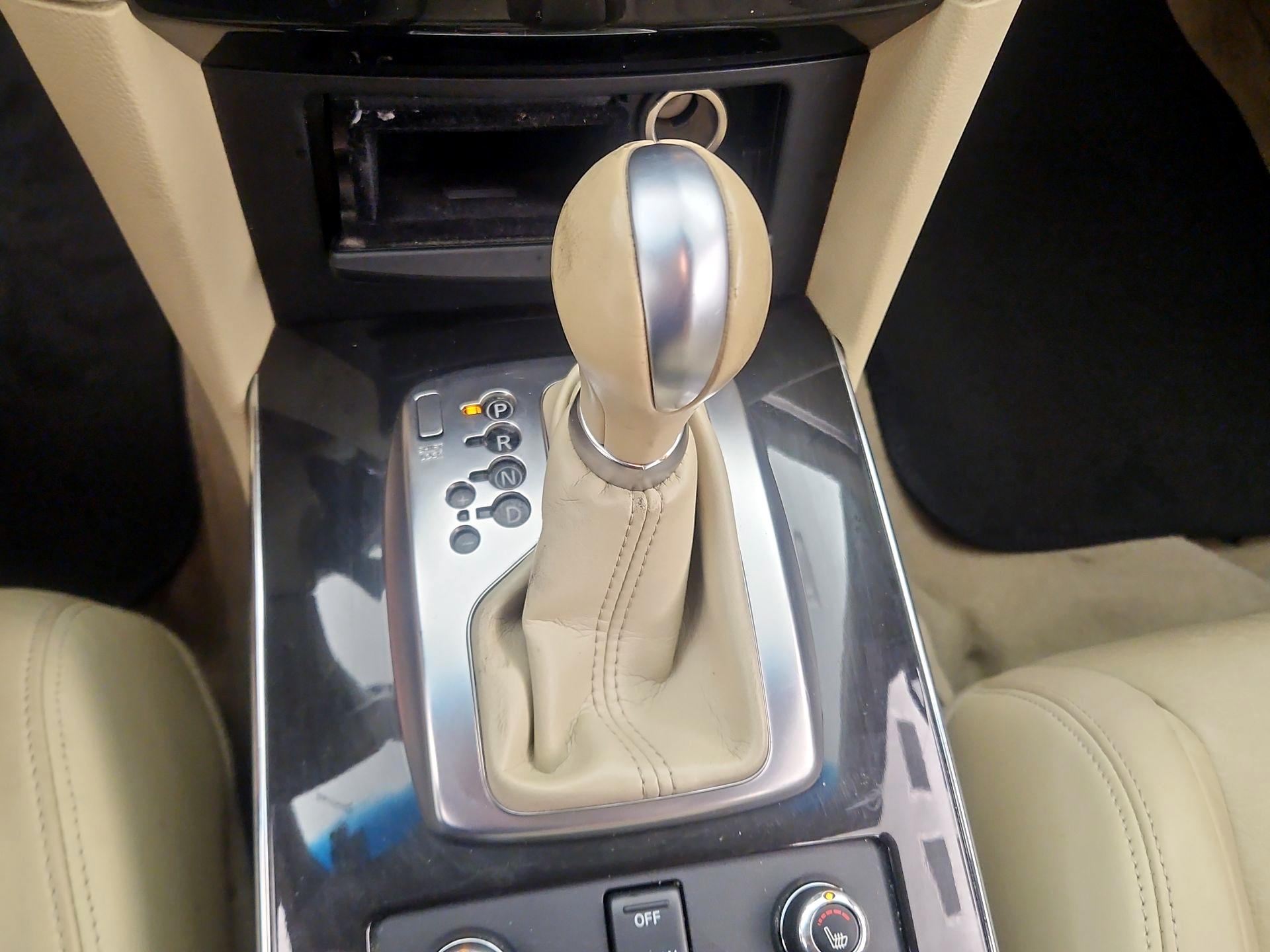 Thumbnail: 2013 INFINITI FX37 - 17