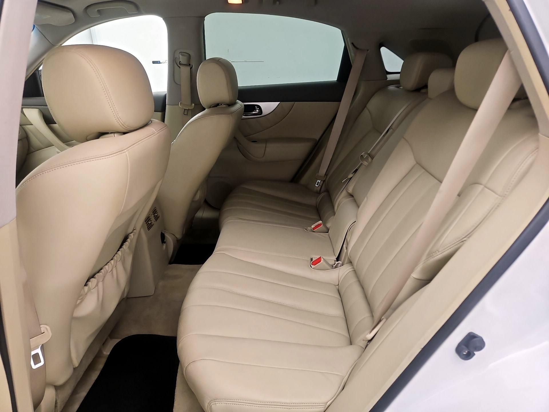 Thumbnail: 2013 INFINITI FX37 - 19