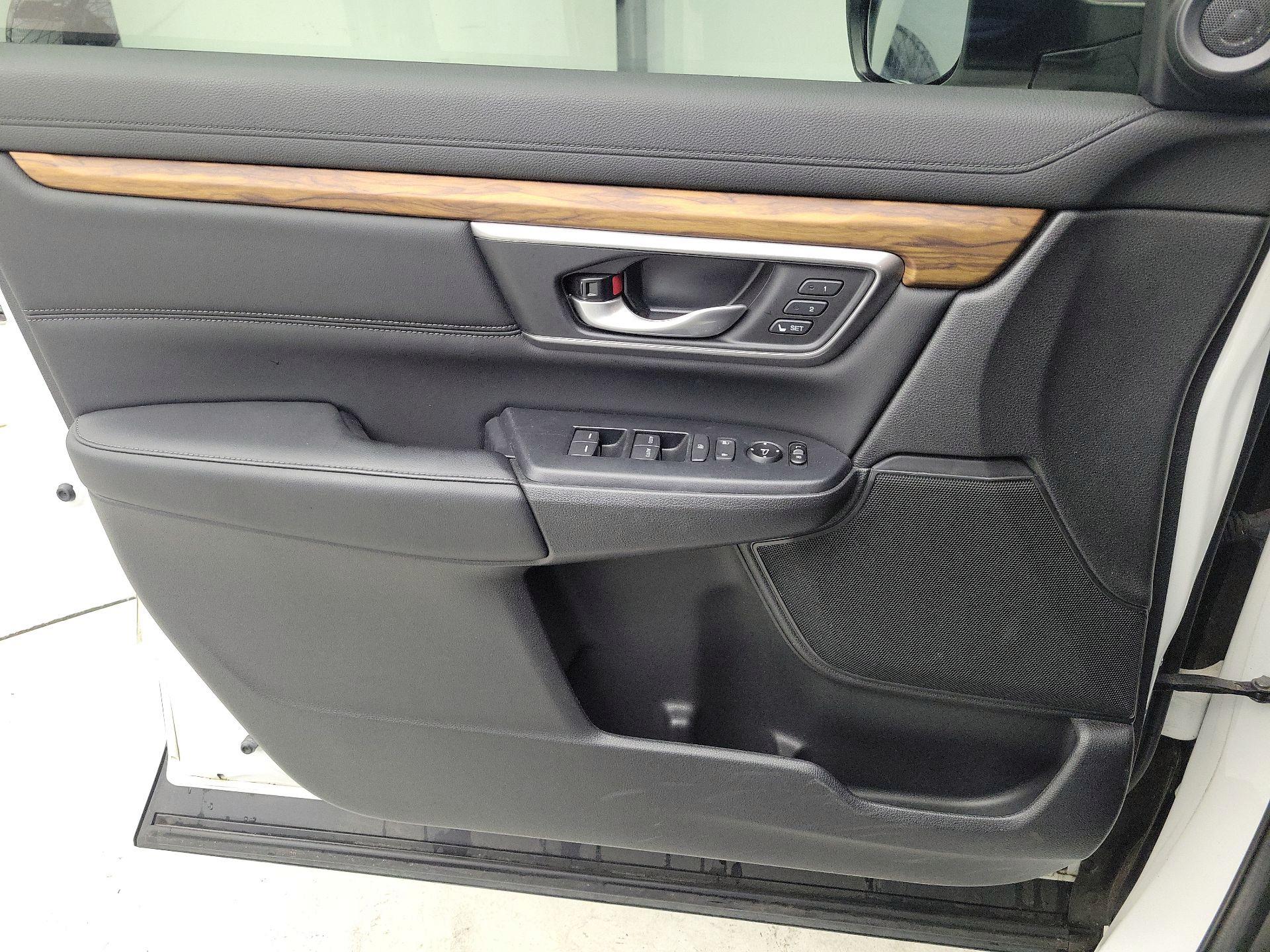 Thumbnail: 2019 Honda CR-V - 12