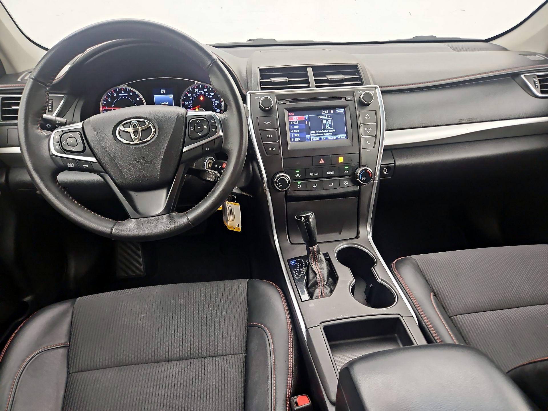 Thumbnail: 2017 Toyota Camry - 9