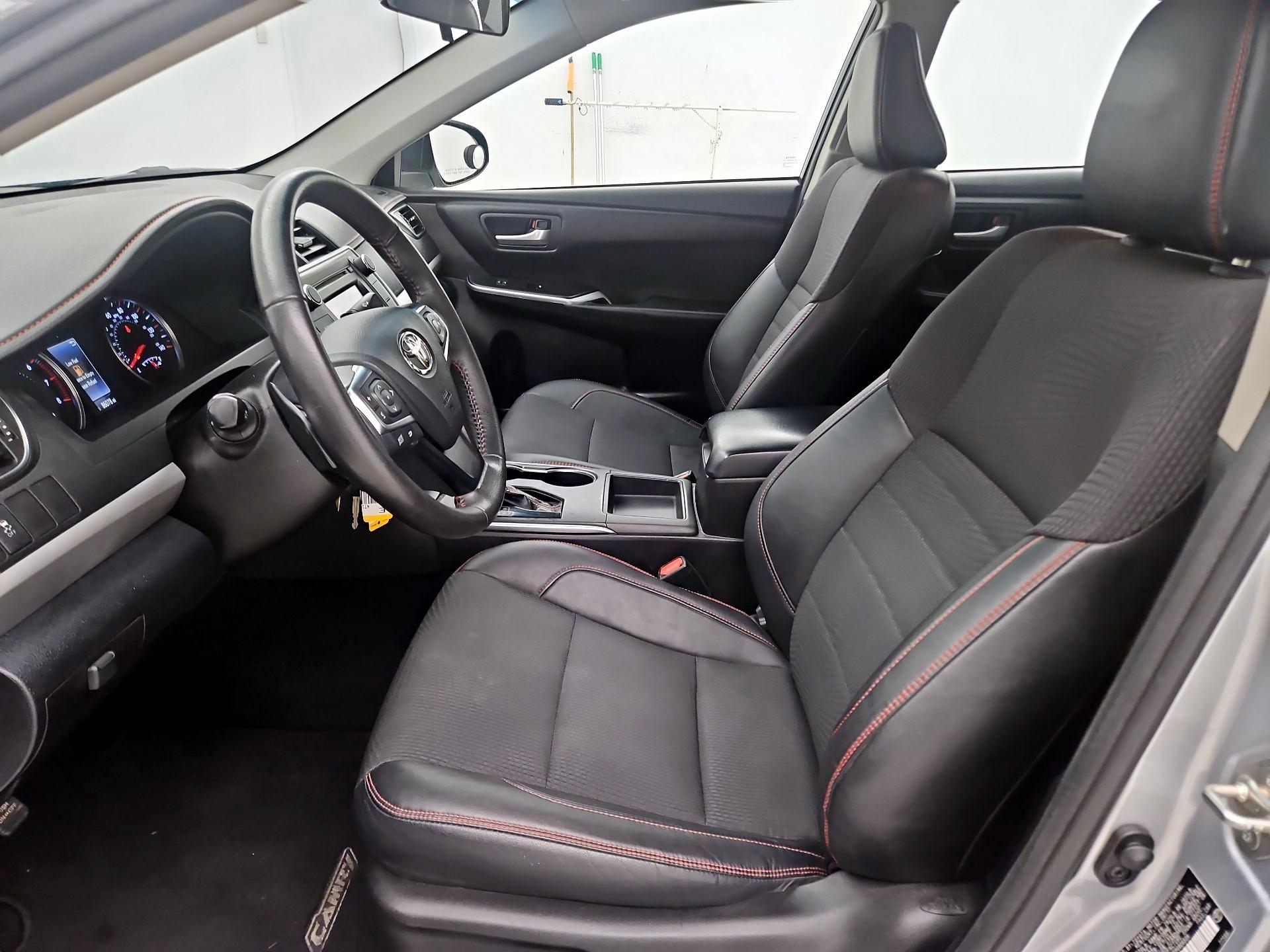 Thumbnail: 2017 Toyota Camry - 11