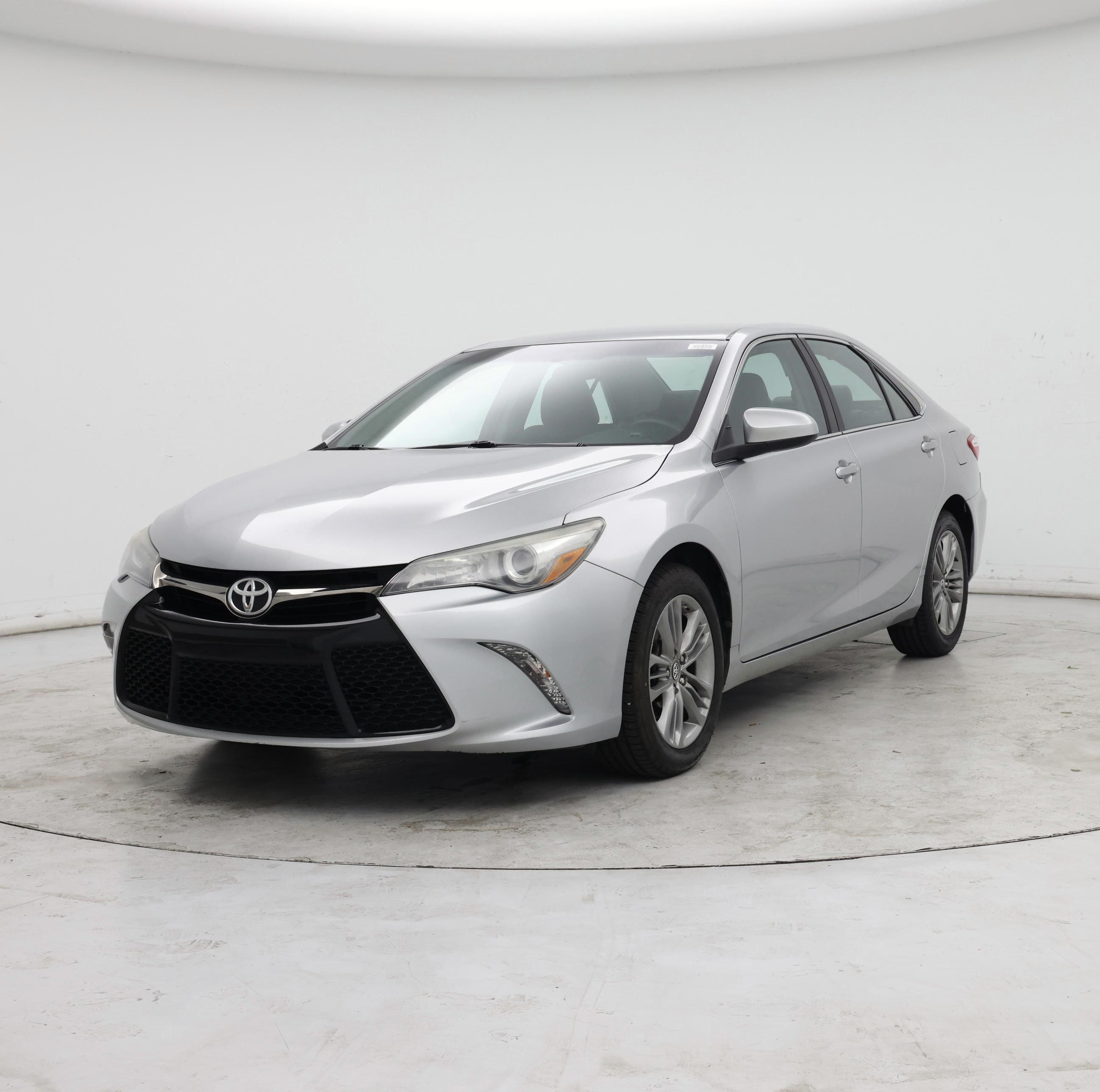Thumbnail: 2017 Toyota Camry - 4