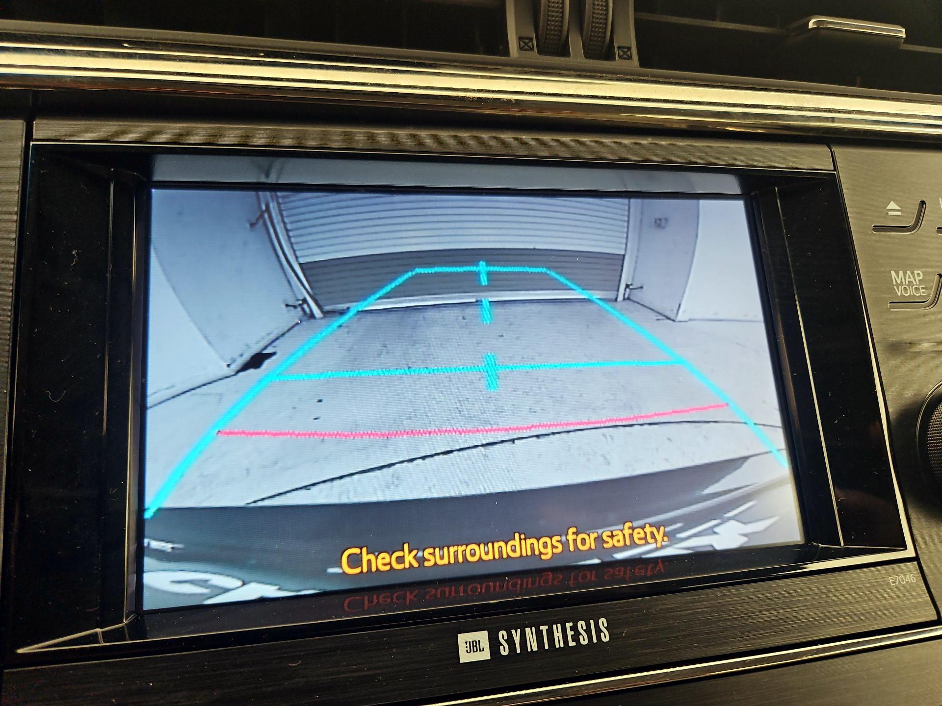 Thumbnail: 2013 Toyota Avalon - 15