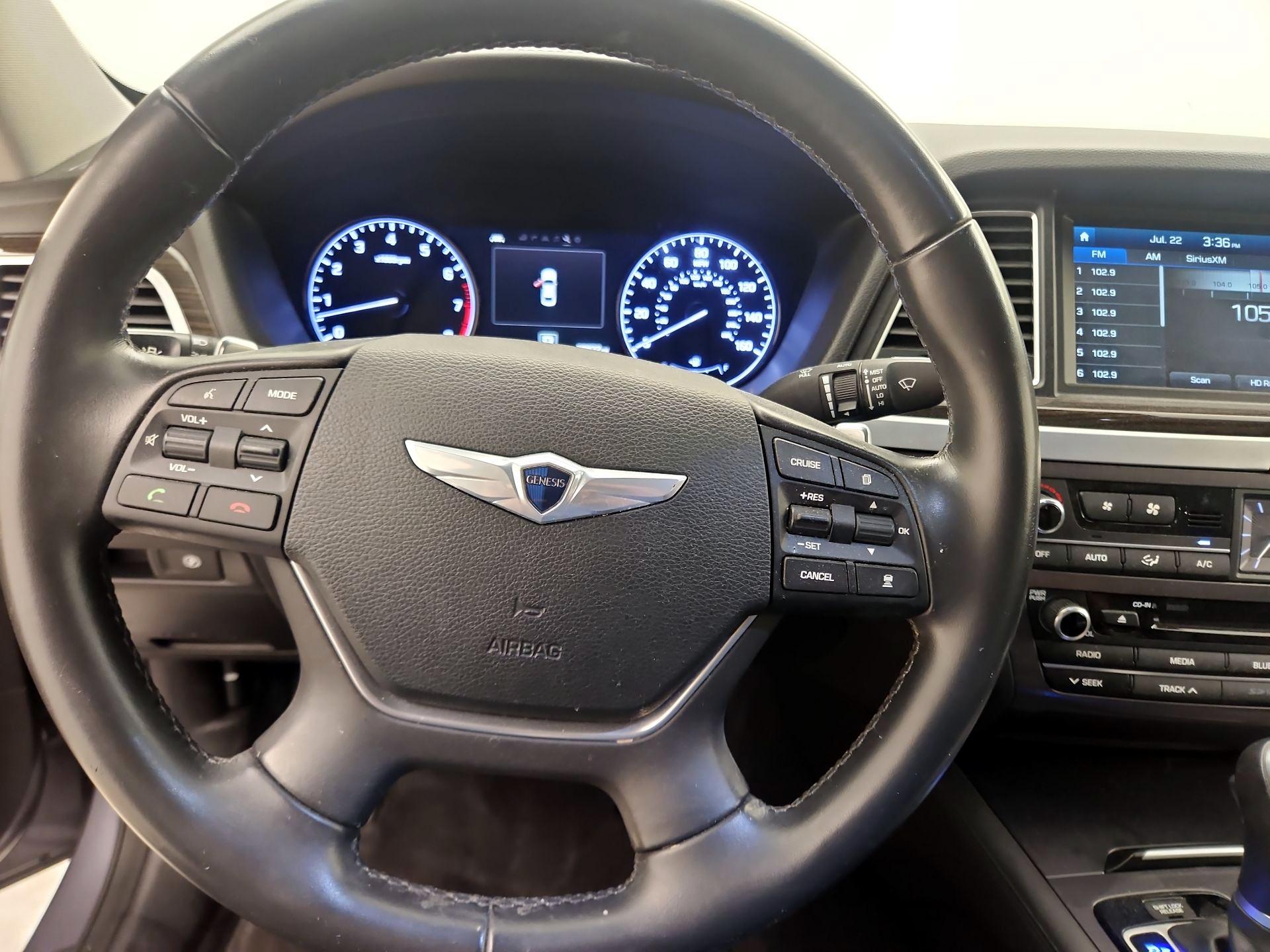 Thumbnail: 2015 Hyundai Genesis - 10