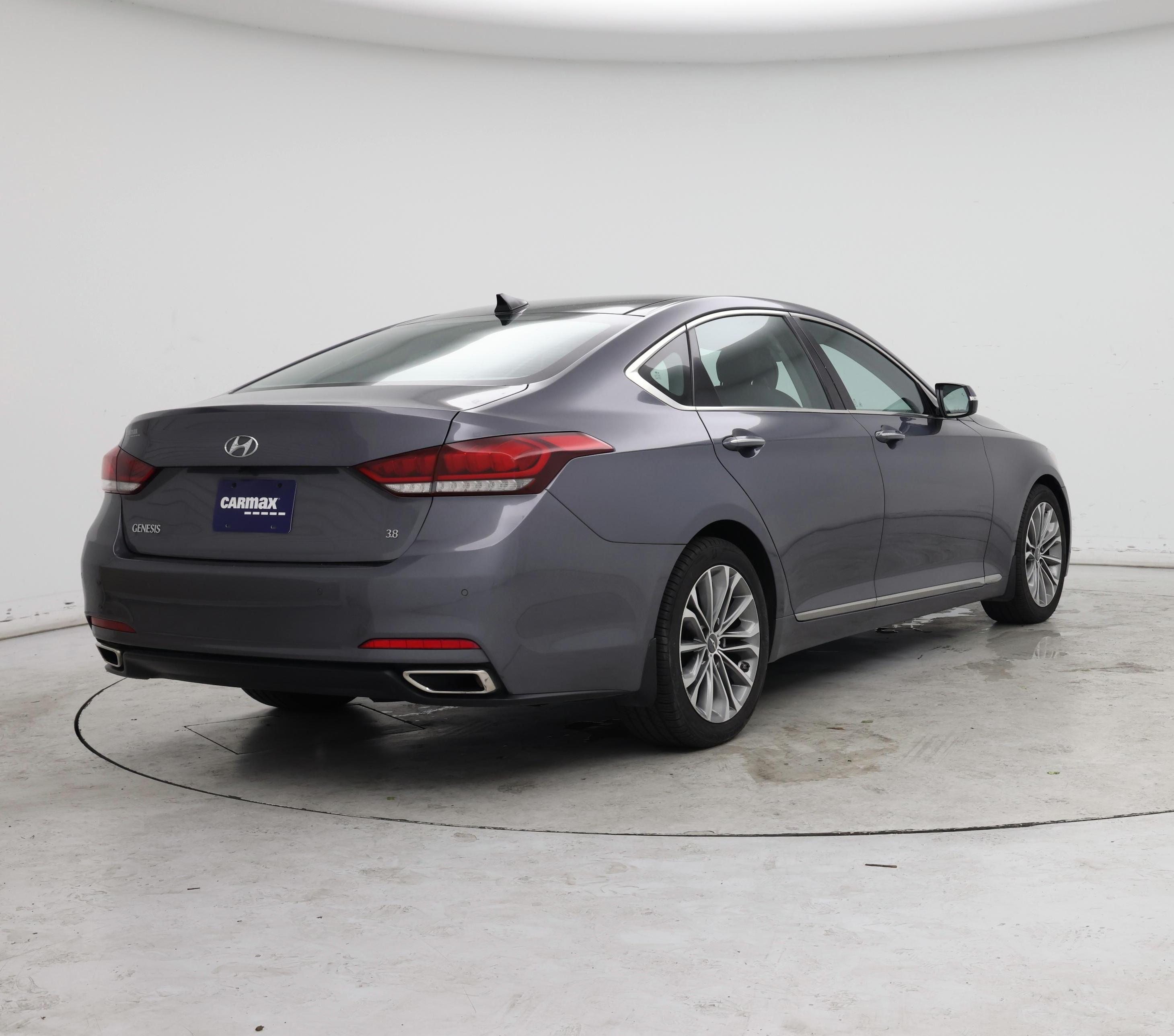 Thumbnail: 2015 Hyundai Genesis - 8