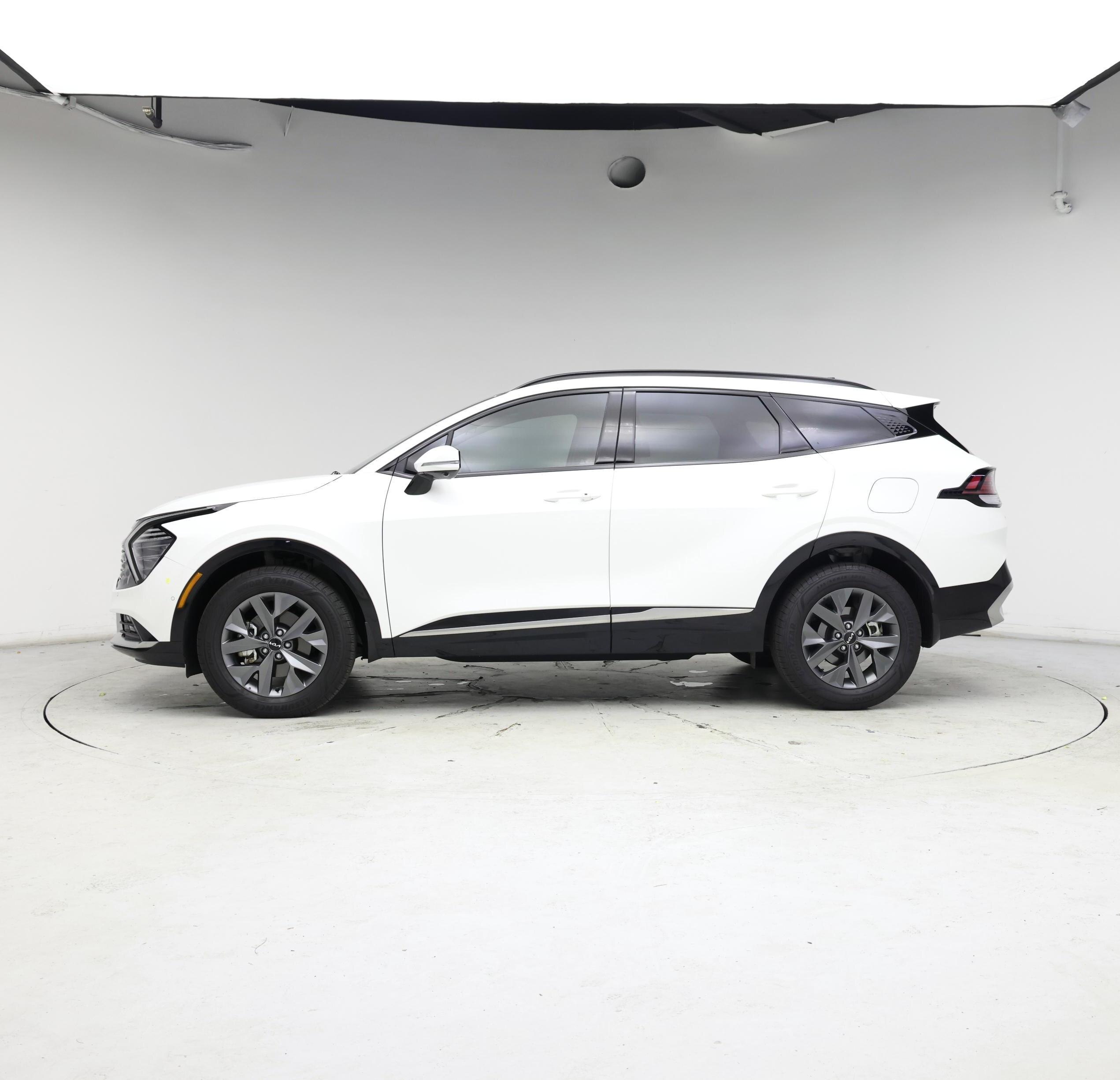 Thumbnail: 2025 Kia Sportage - 3