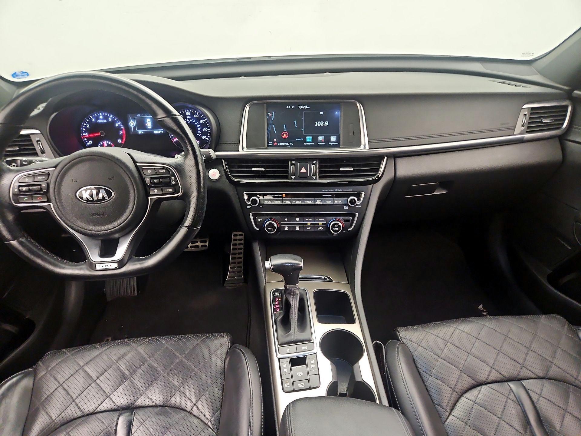 Thumbnail: 2017 Kia Optima - 9
