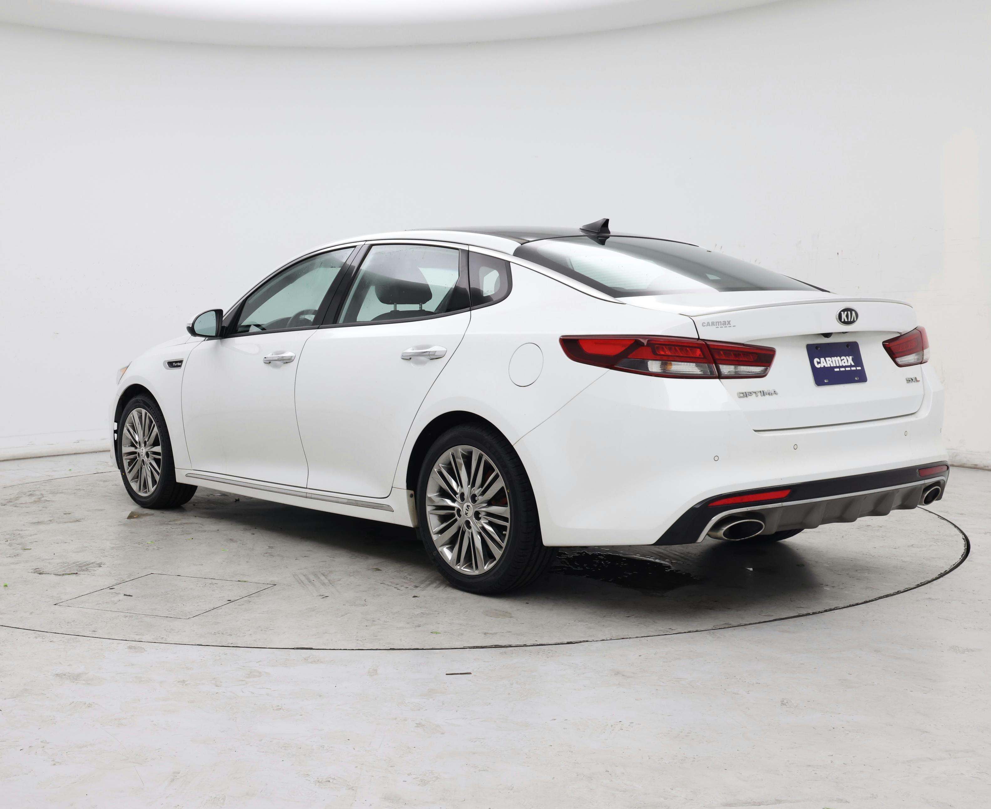 Thumbnail: 2017 Kia Optima - 2