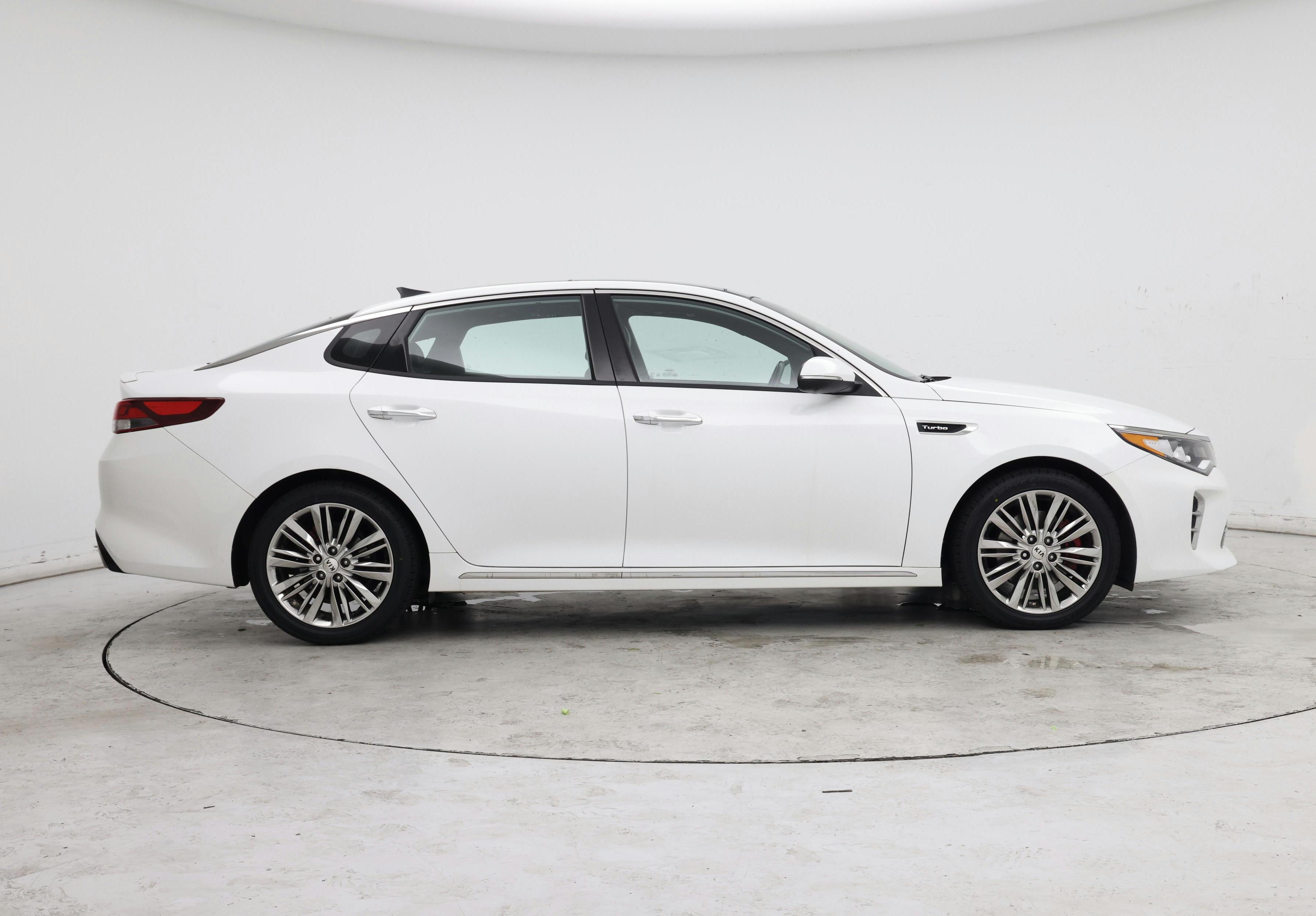 Thumbnail: 2017 Kia Optima - 7