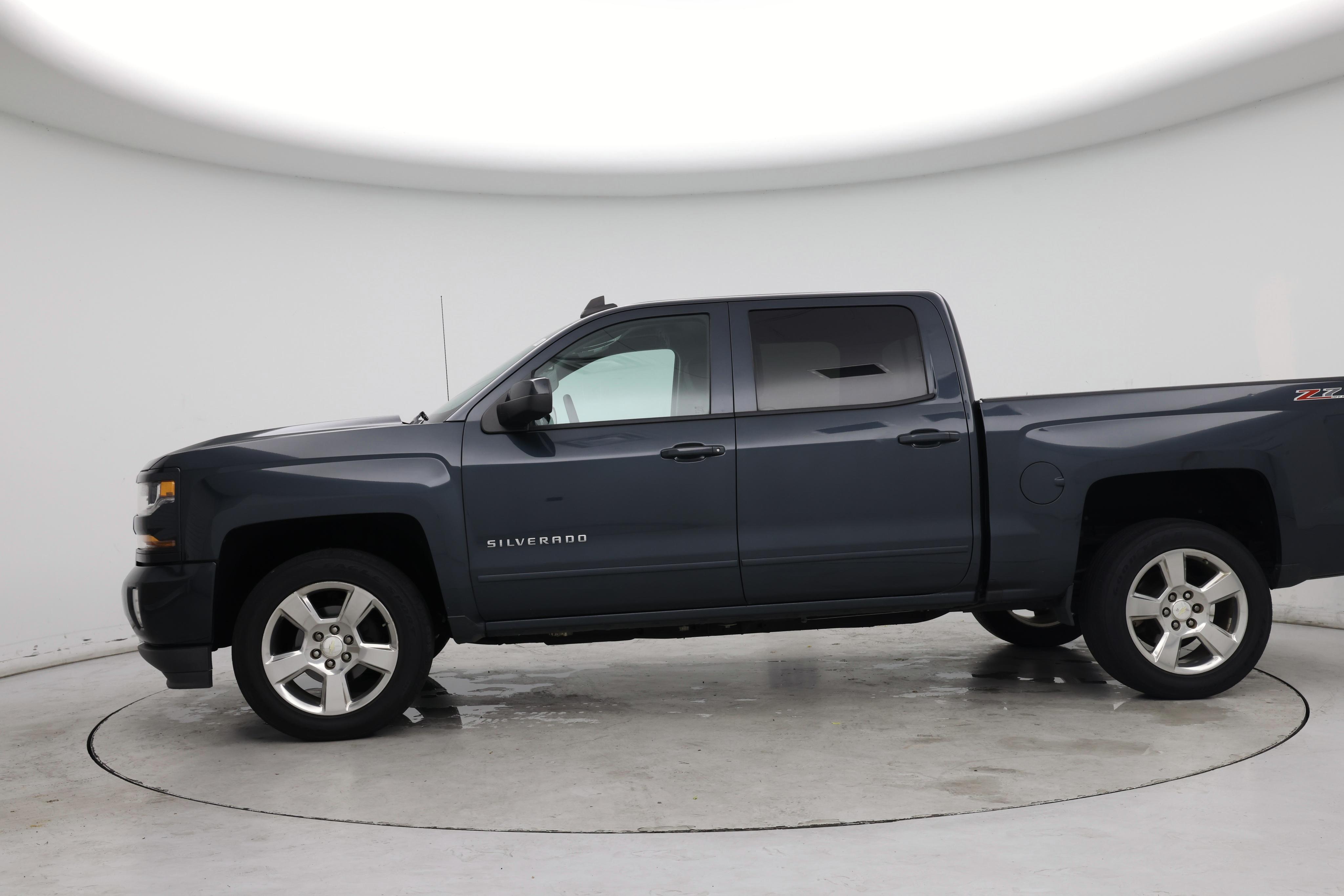 Thumbnail: 2017 Chevrolet Silverado 1500 - 3