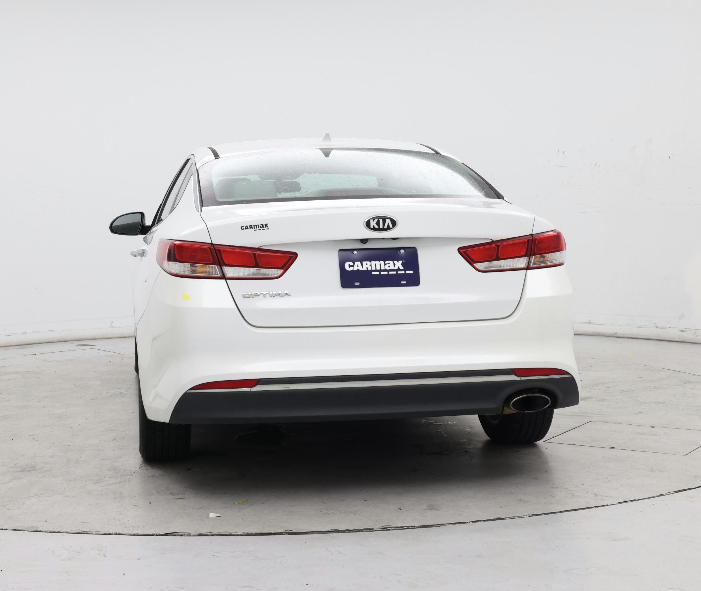 Thumbnail: 2016 Kia Optima - 6