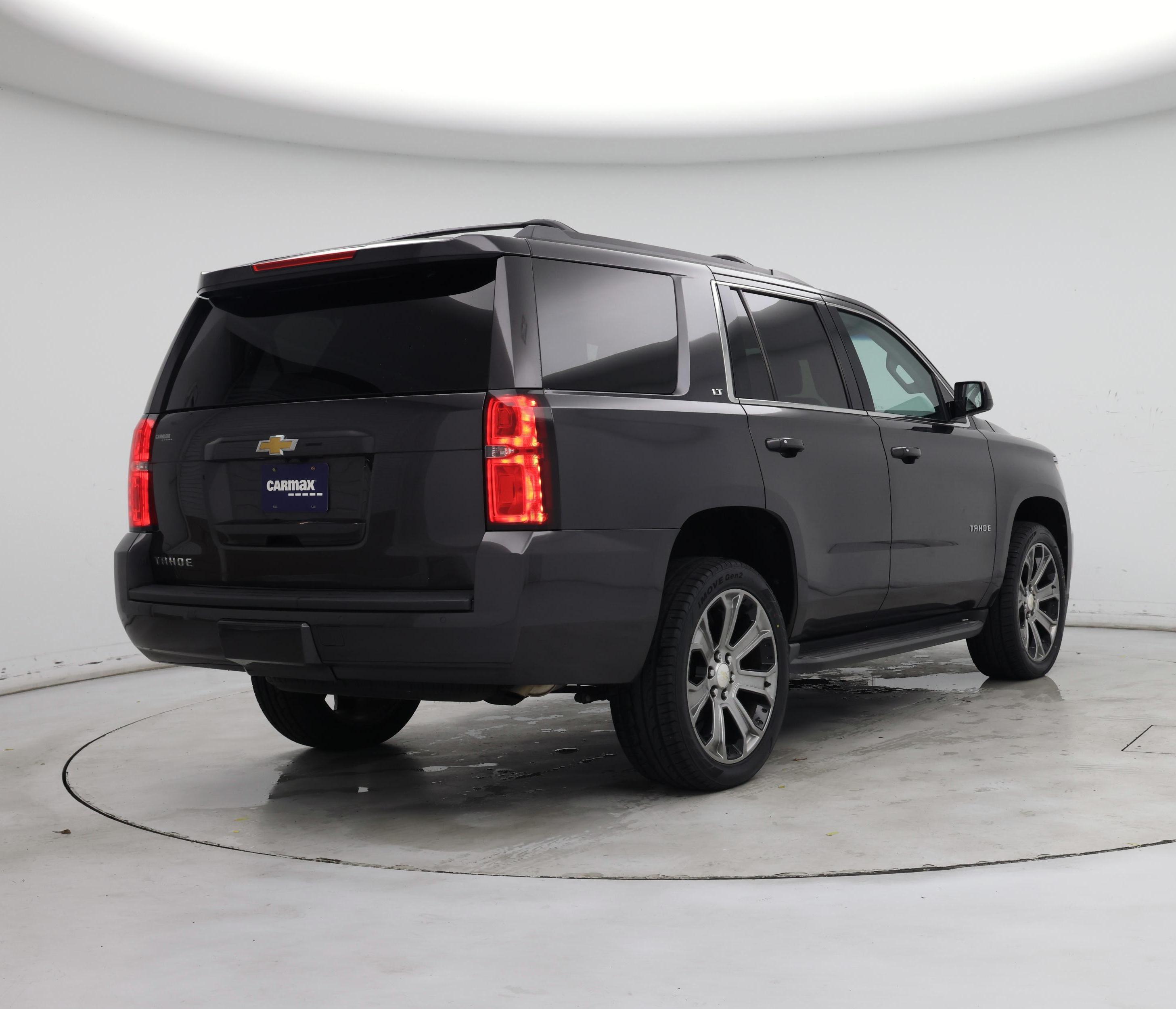 Thumbnail: 2017 Chevrolet Tahoe - 8