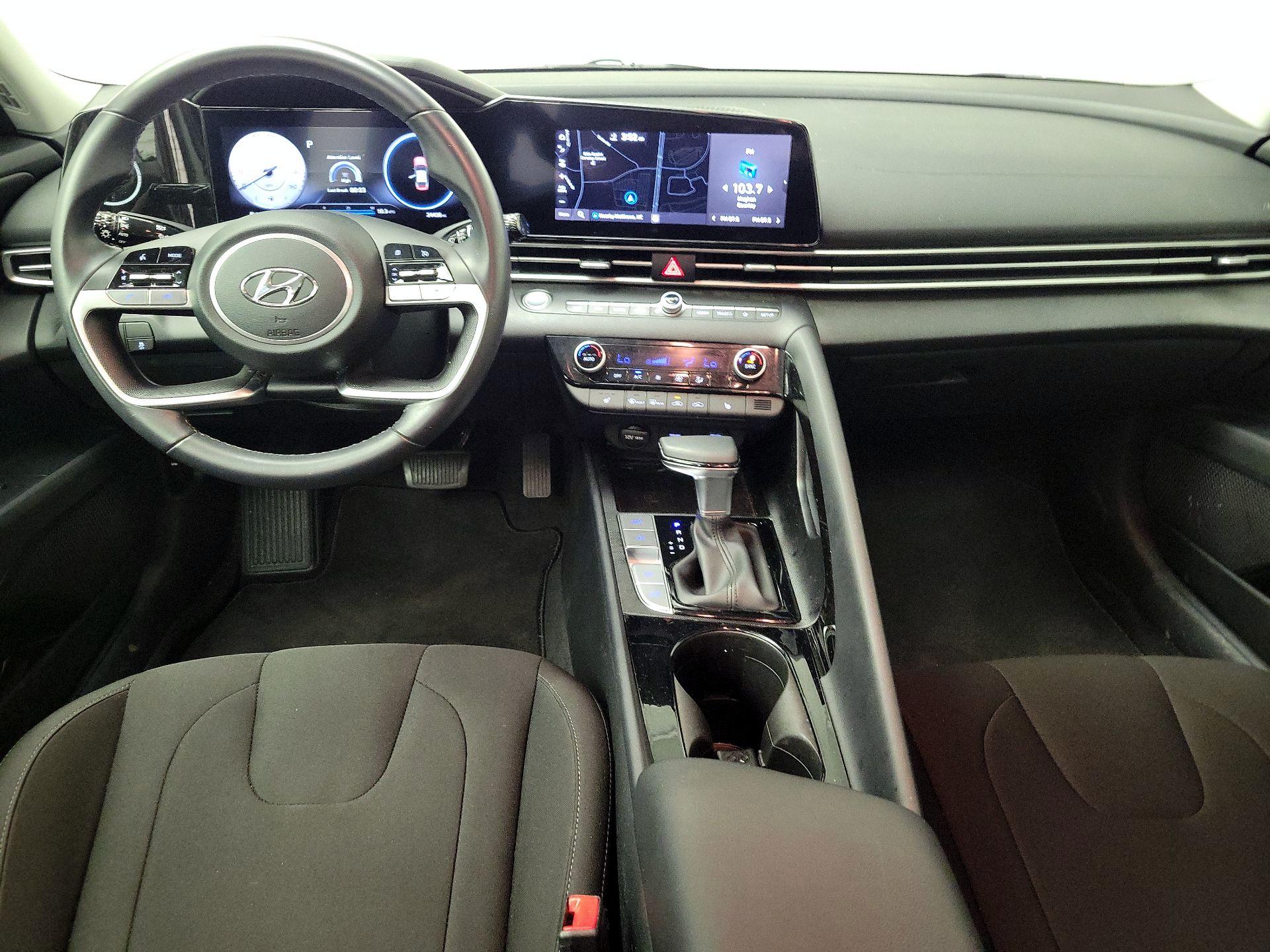 Thumbnail: 2023 Hyundai Elantra - 9