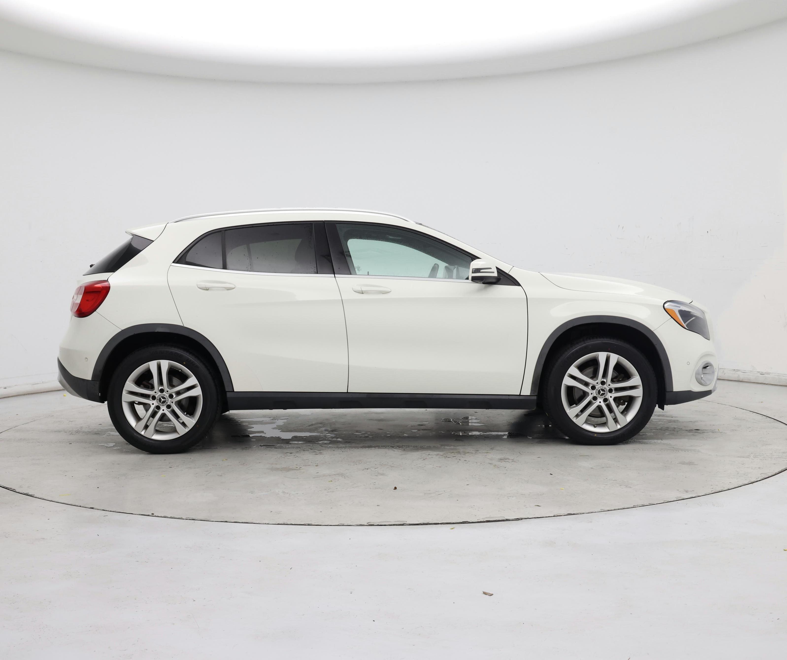 Thumbnail: 2018 Mercedes-Benz GLA - 7