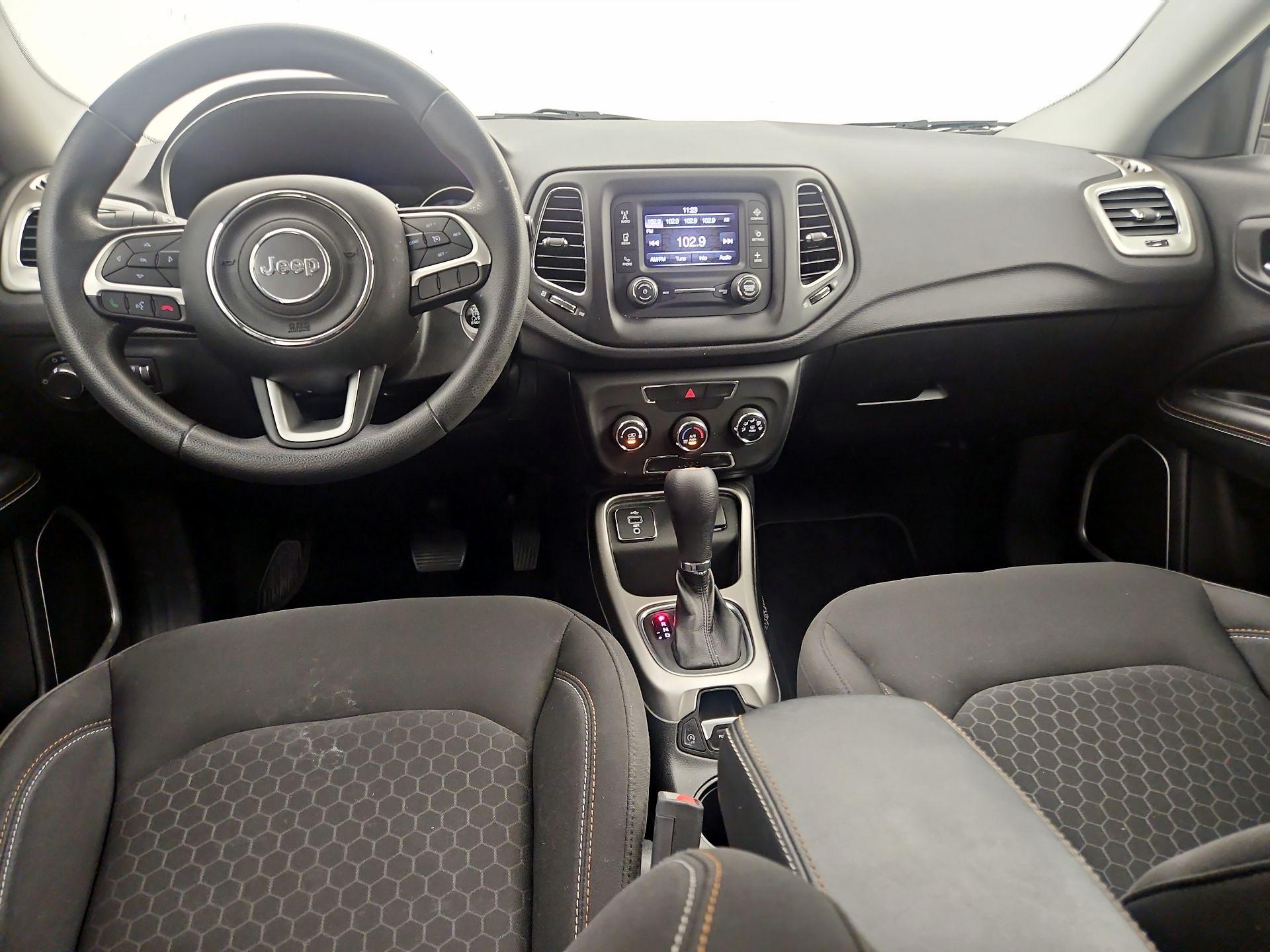 Thumbnail: 2018 Jeep Compass - 9
