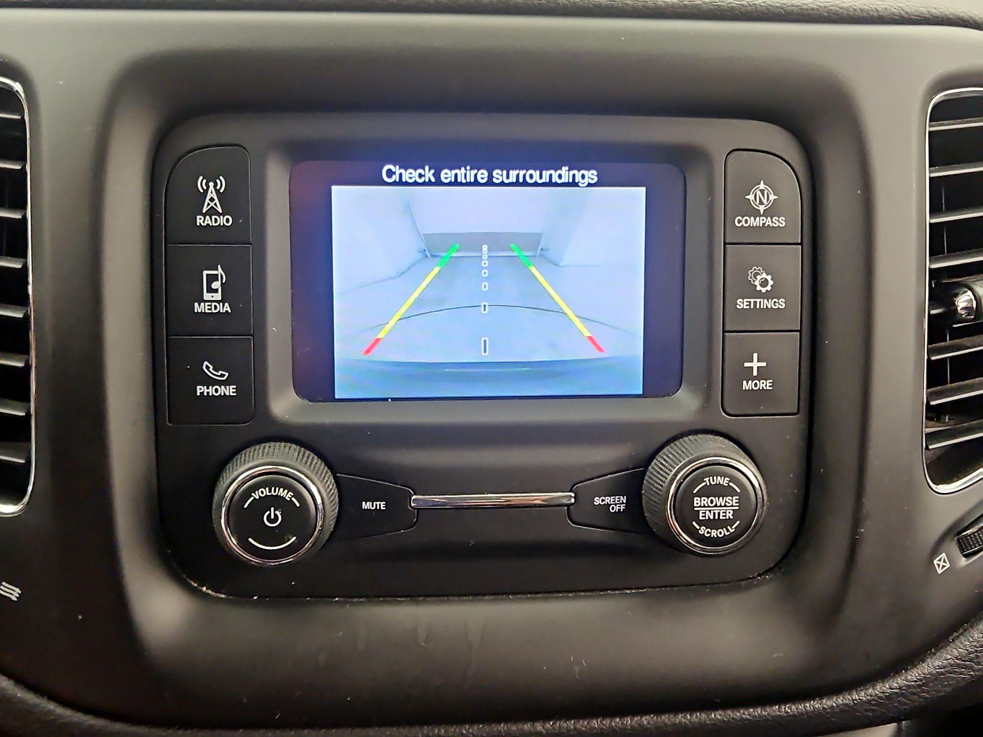 Thumbnail: 2018 Jeep Compass - 14