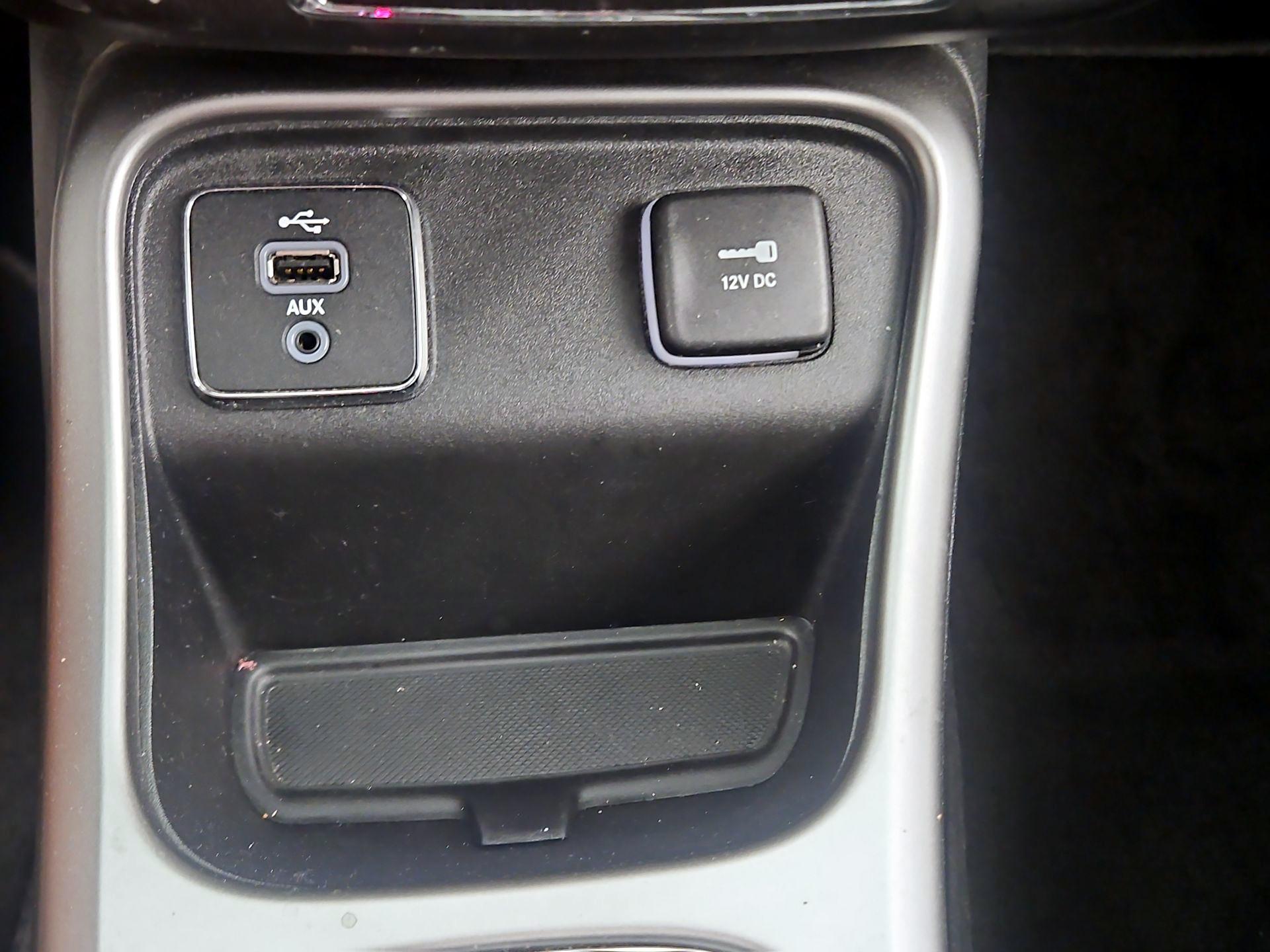 Thumbnail: 2018 Jeep Compass - 18