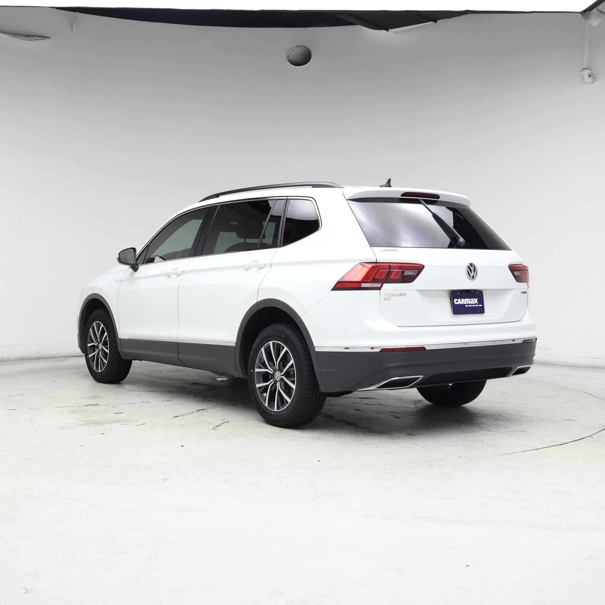 Thumbnail: 2020 Volkswagen Tiguan - 2
