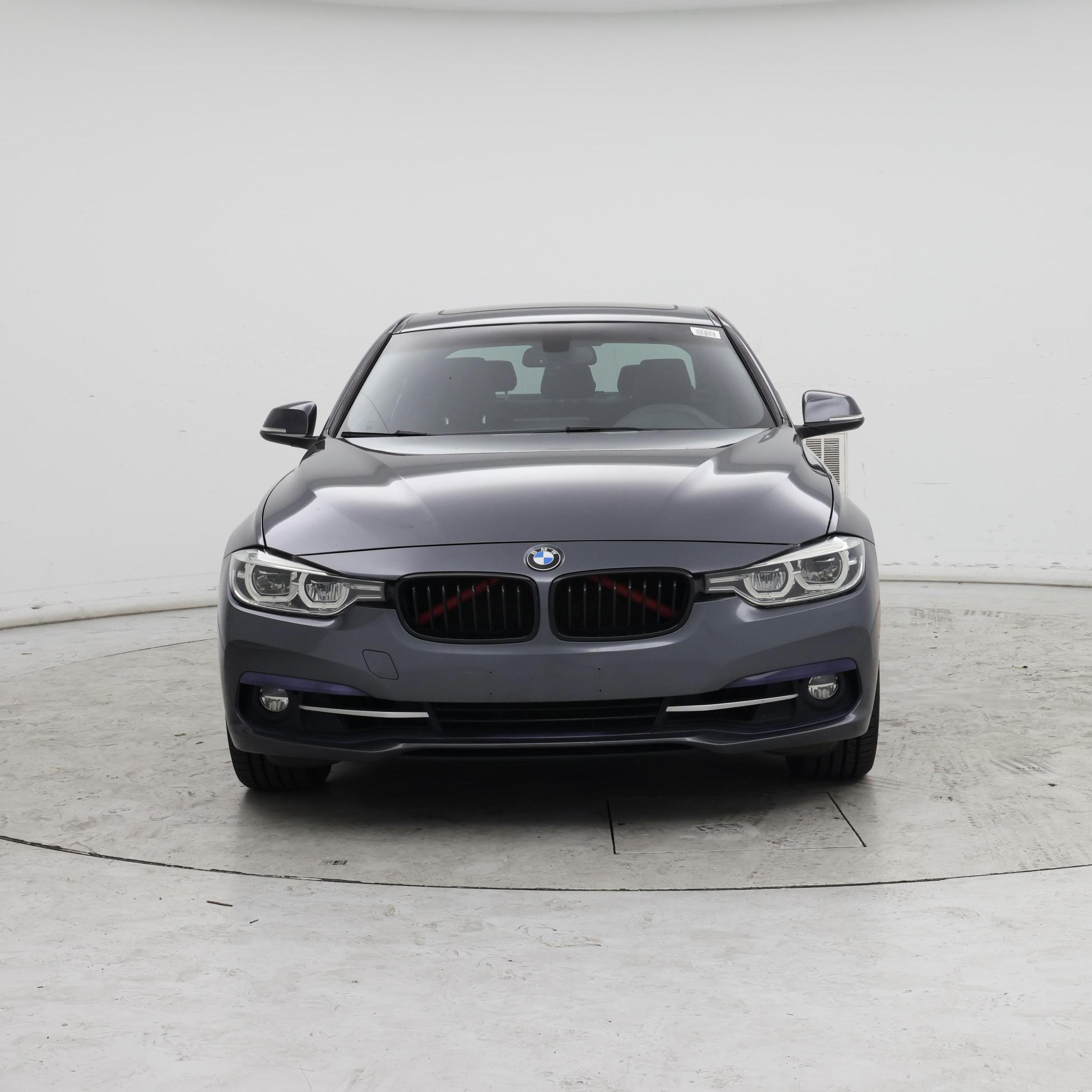Thumbnail: 2018 BMW 3 Series - 5